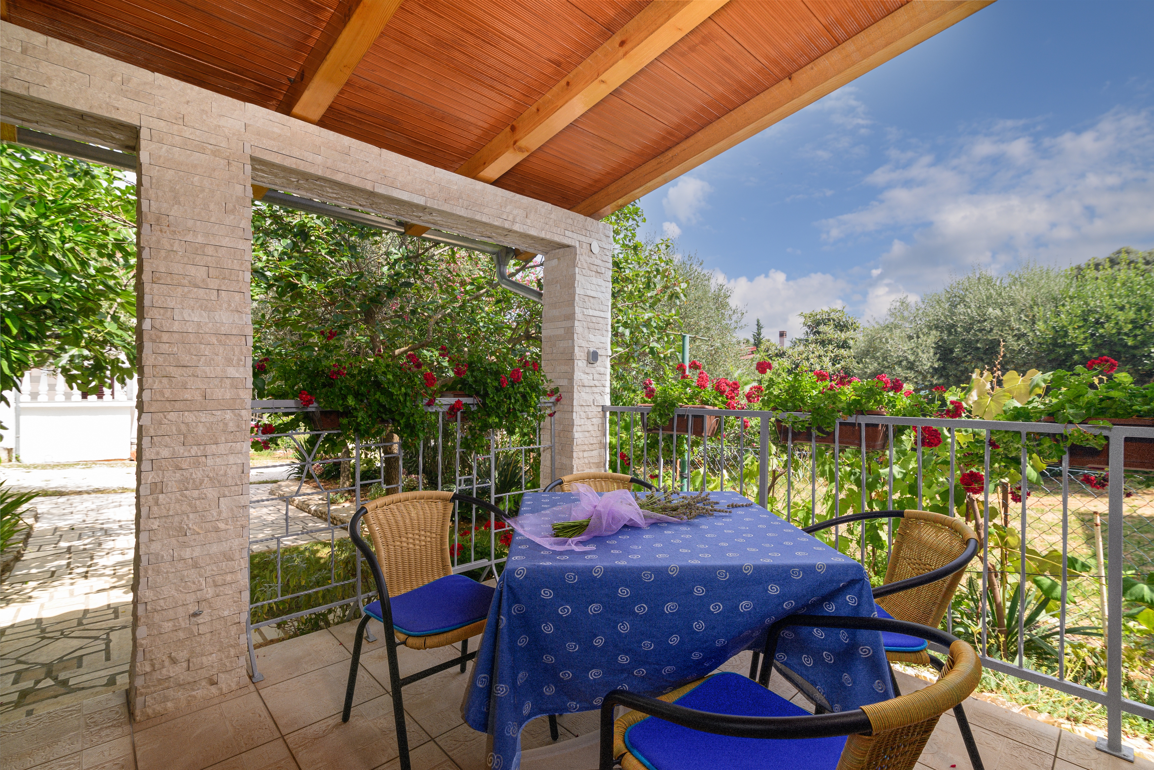 Studio flat with terrace Kavran, Marčana  AS-b