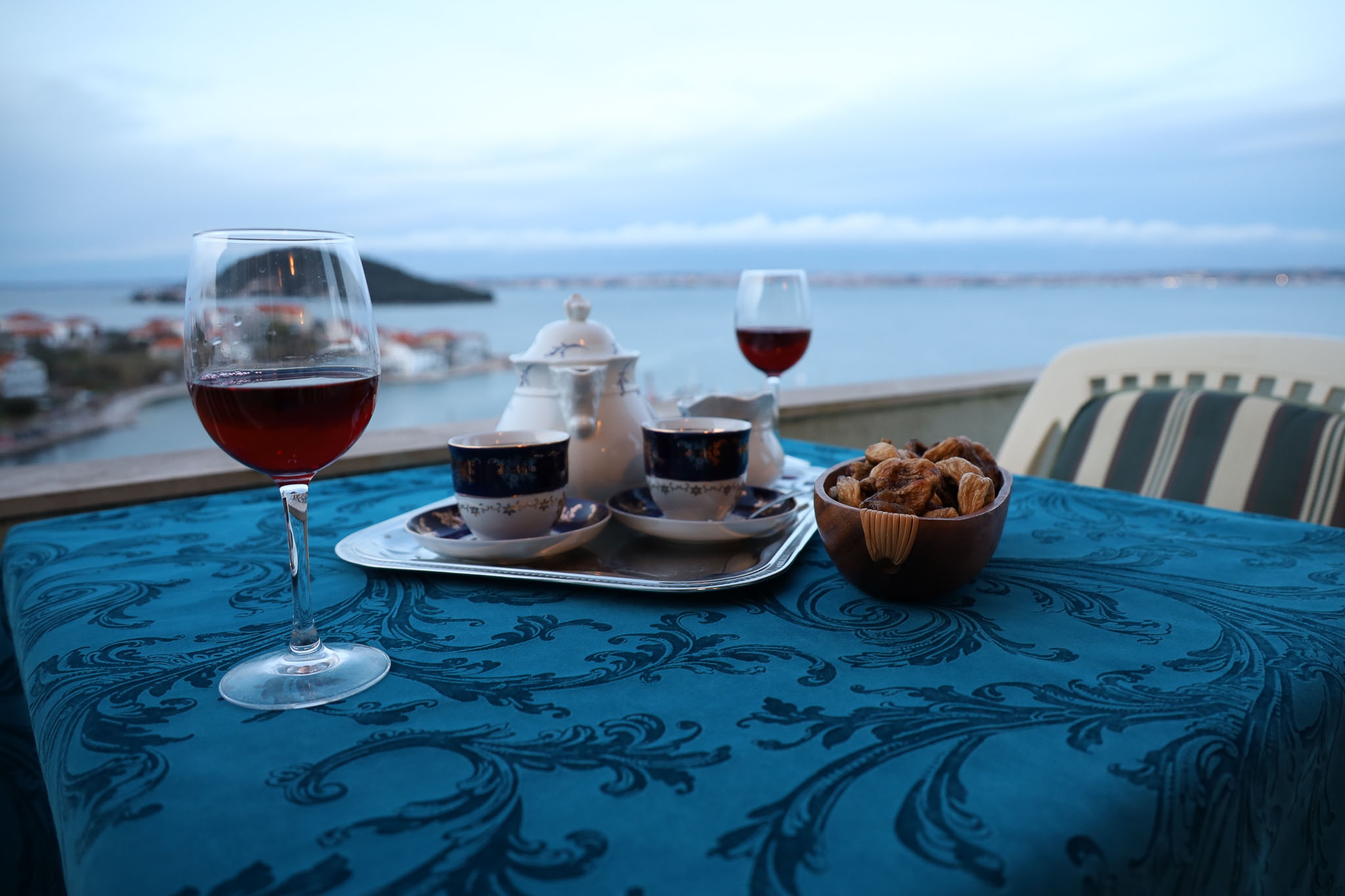 Two bedroom apartment with terrace and sea view Kali, Ugljan  A-a