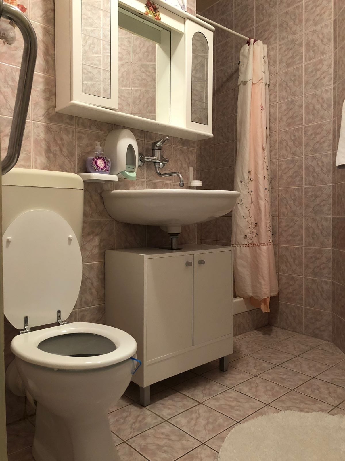 One bedroom apartment with balcony and sea view Kali, Ugljan  A-b