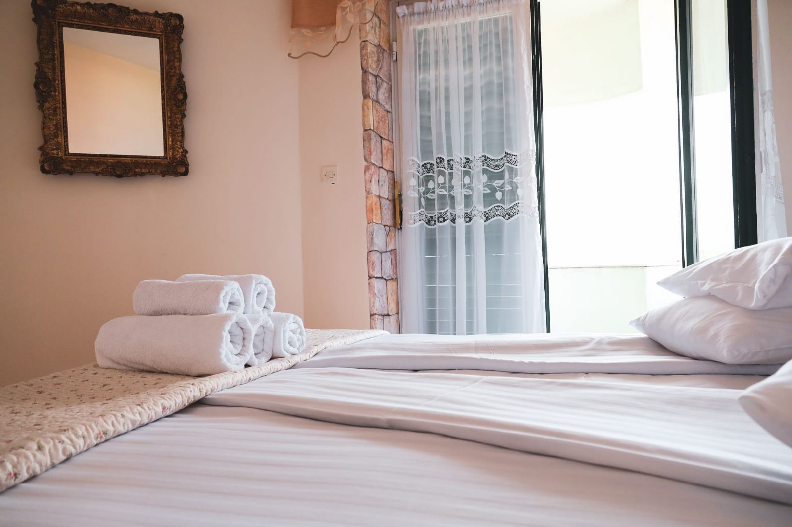 Two bedroom apartment with balcony and sea view Kali, Ugljan  A-d