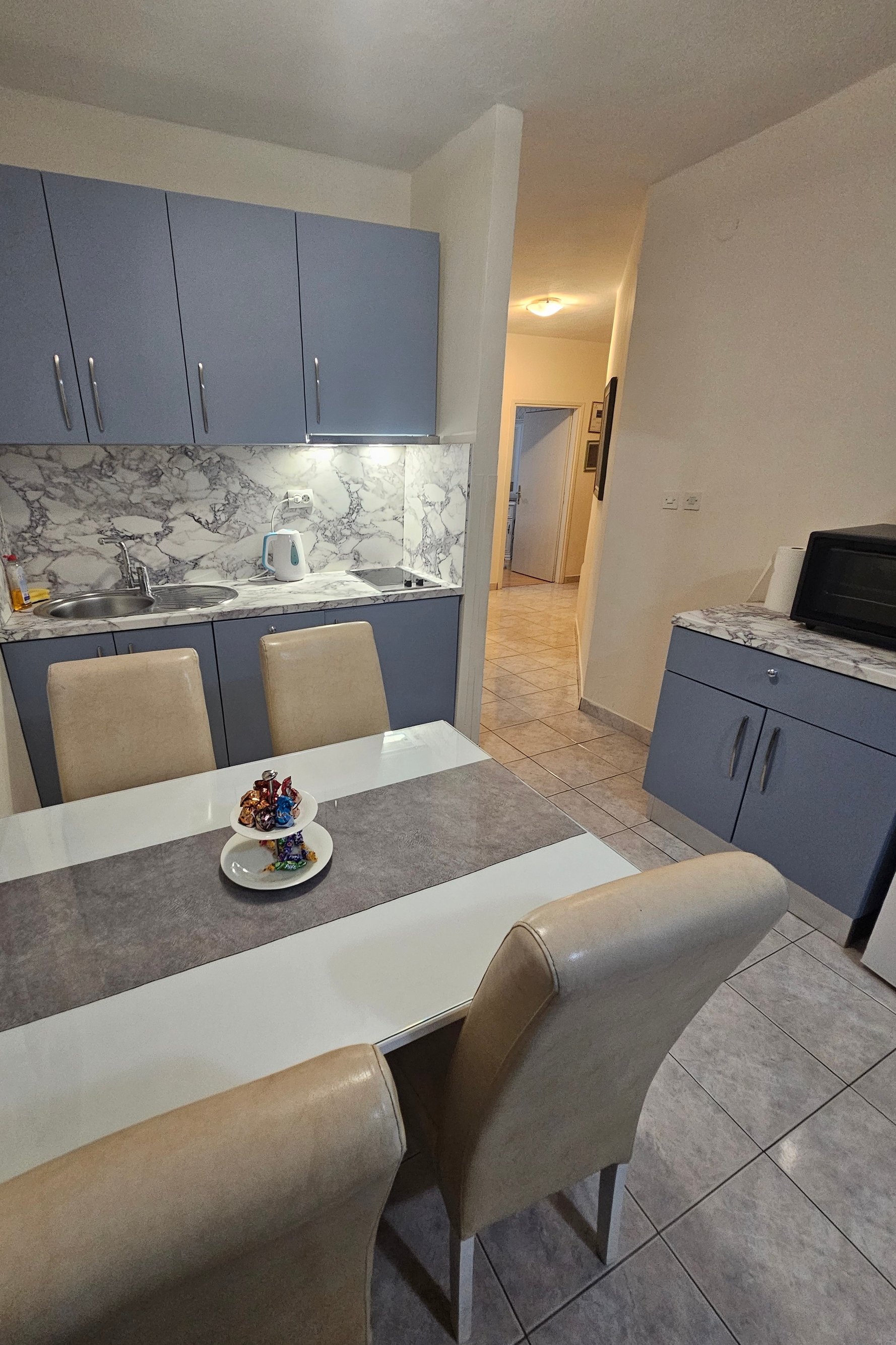 Two bedroom apartment with balcony and sea view Kali, Ugljan  A-d