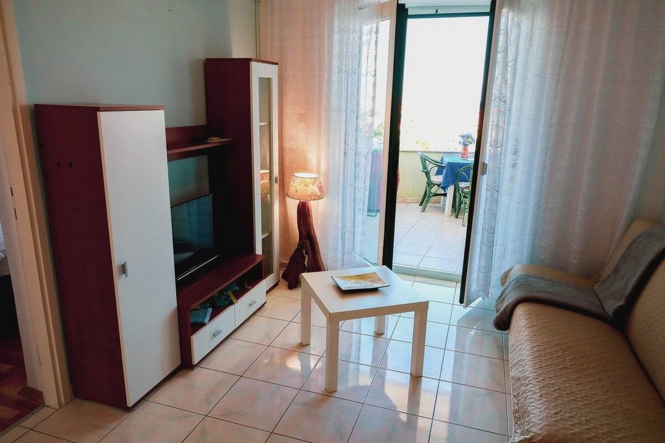 One bedroom apartment with balcony and sea view Kali, Ugljan  A-e
