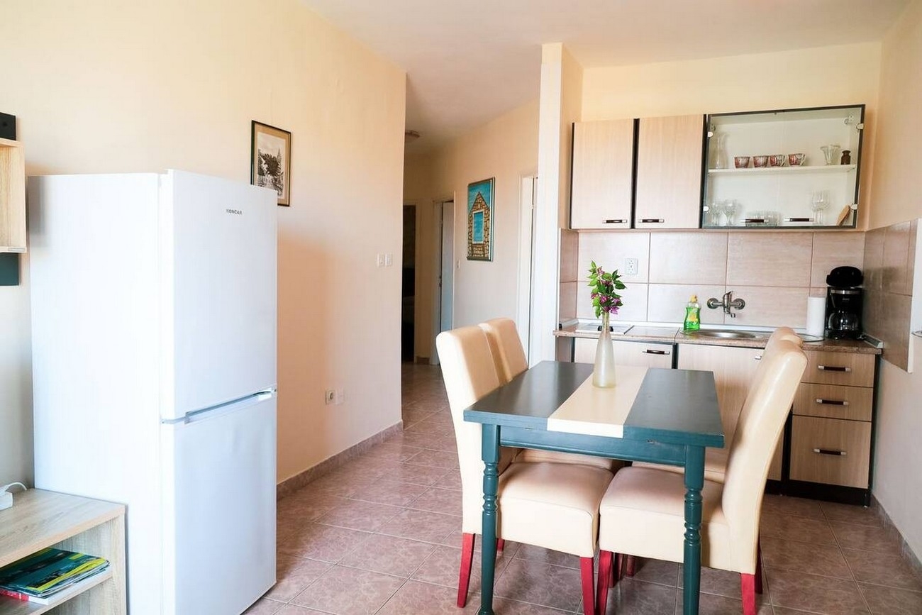Two bedroom apartment with balcony and sea view Kali, Ugljan  A-f