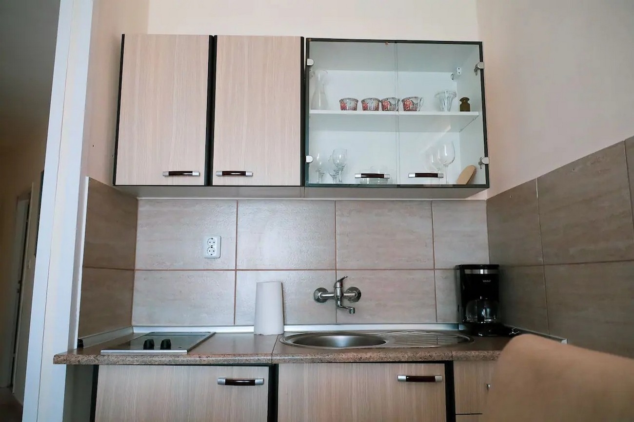 Two bedroom apartment with balcony and sea view Kali, Ugljan  A-f