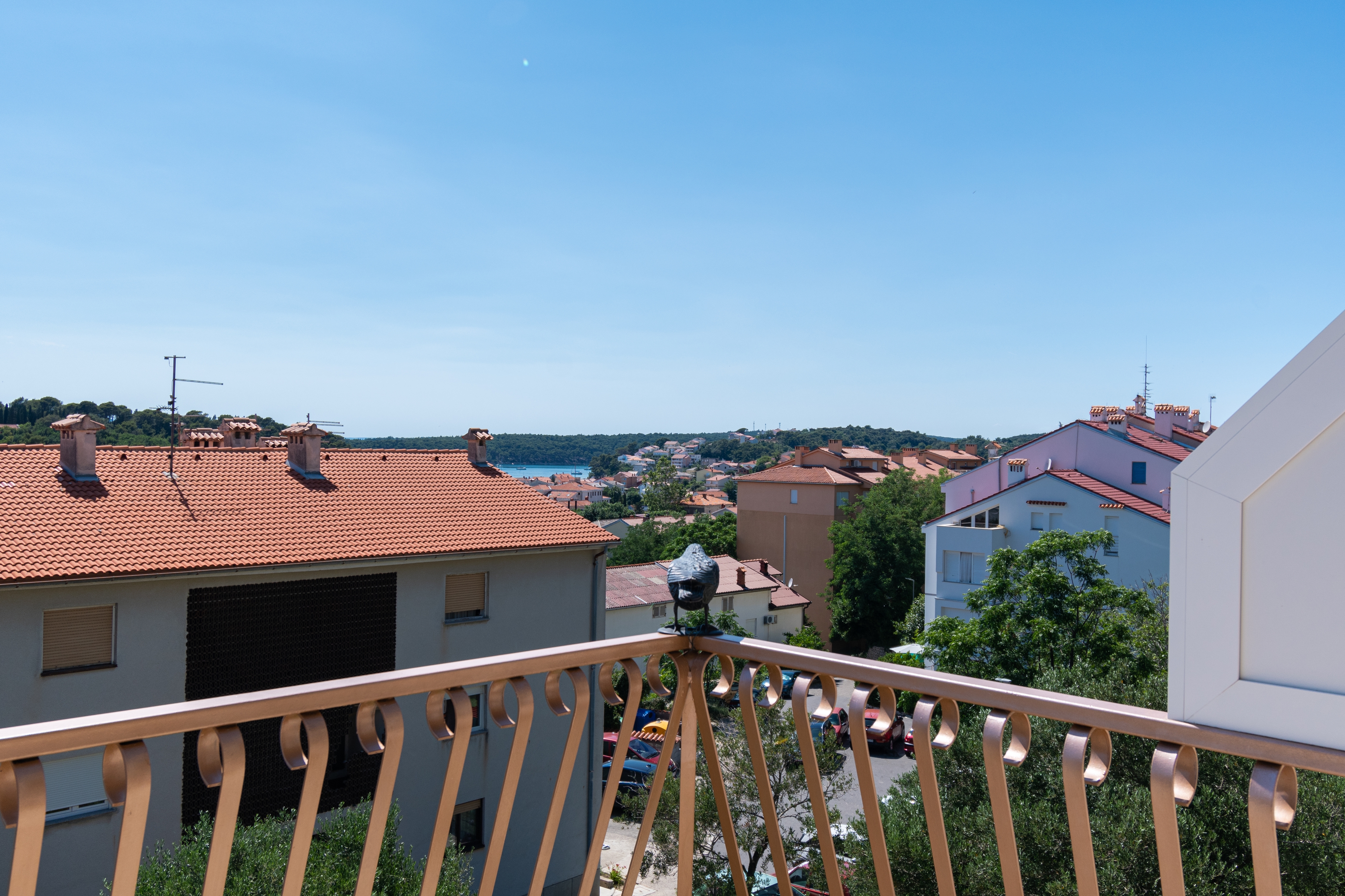 One bedroom apartment with terrace and sea view Rab  A-a