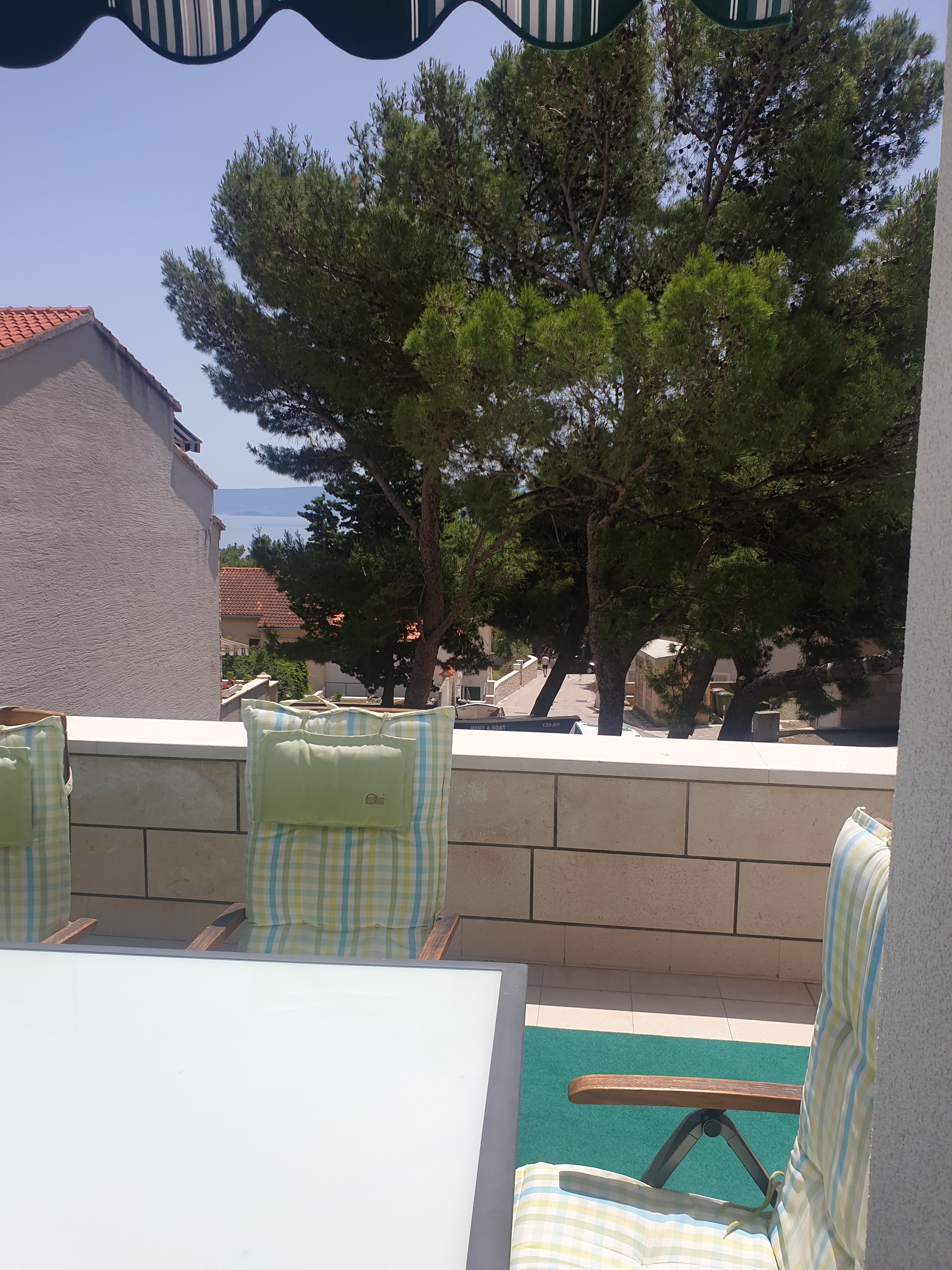Two bedroom apartment with terrace and sea view Bol, Brač  A-b
