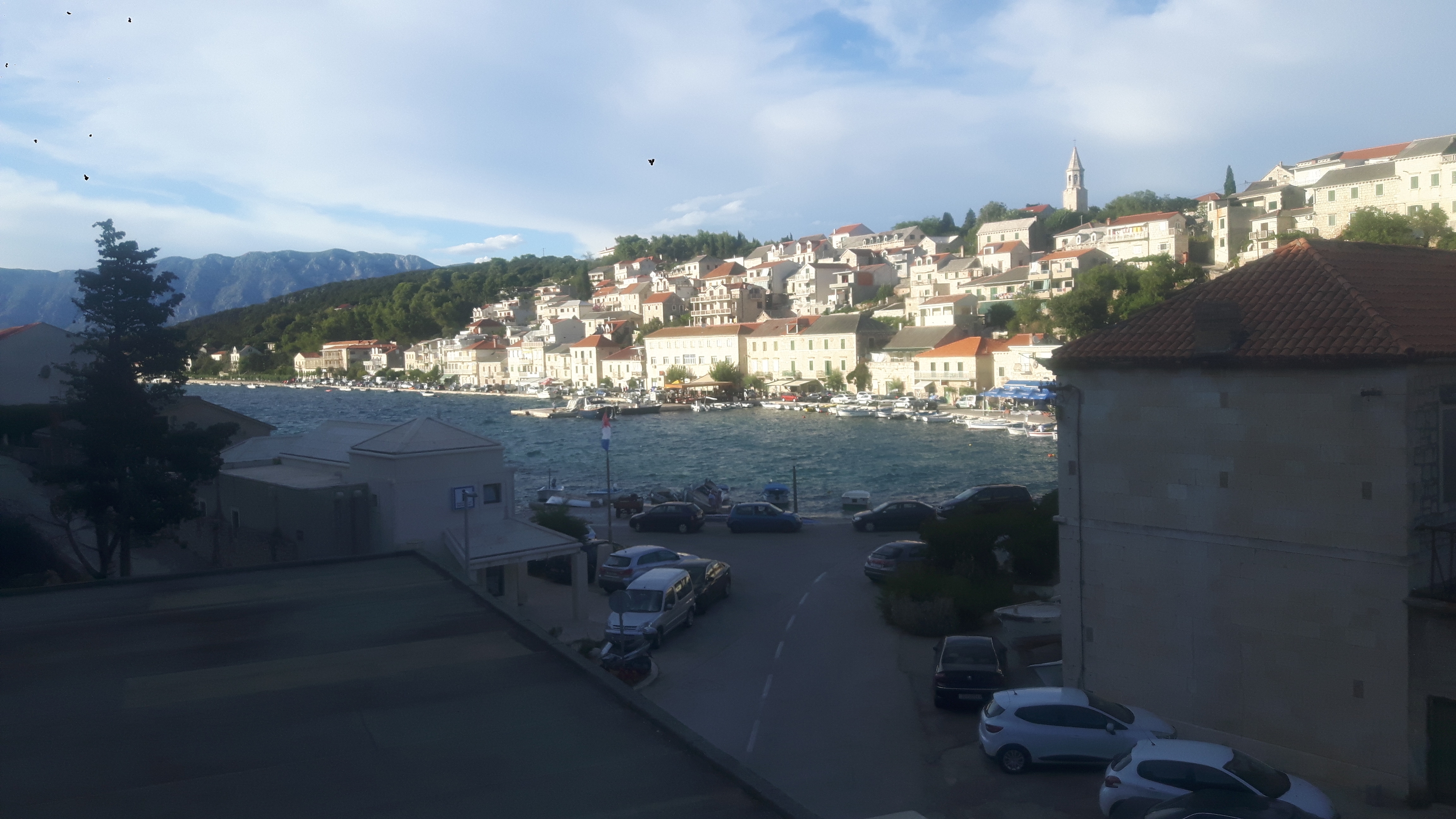 One bedroom apartment with balcony and sea view Povlja, Brač  A-a