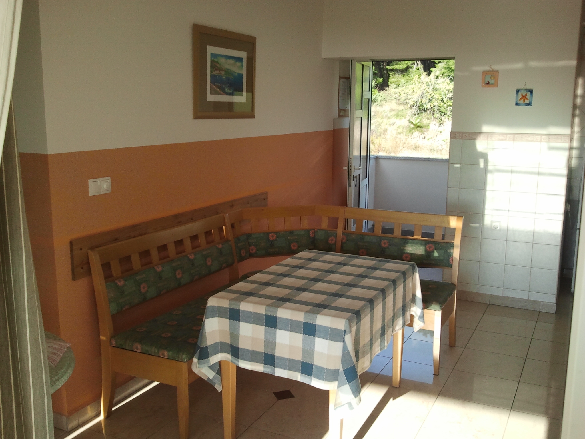 Two bedroom apartment with terrace and sea view Banjol, Rab  A-a