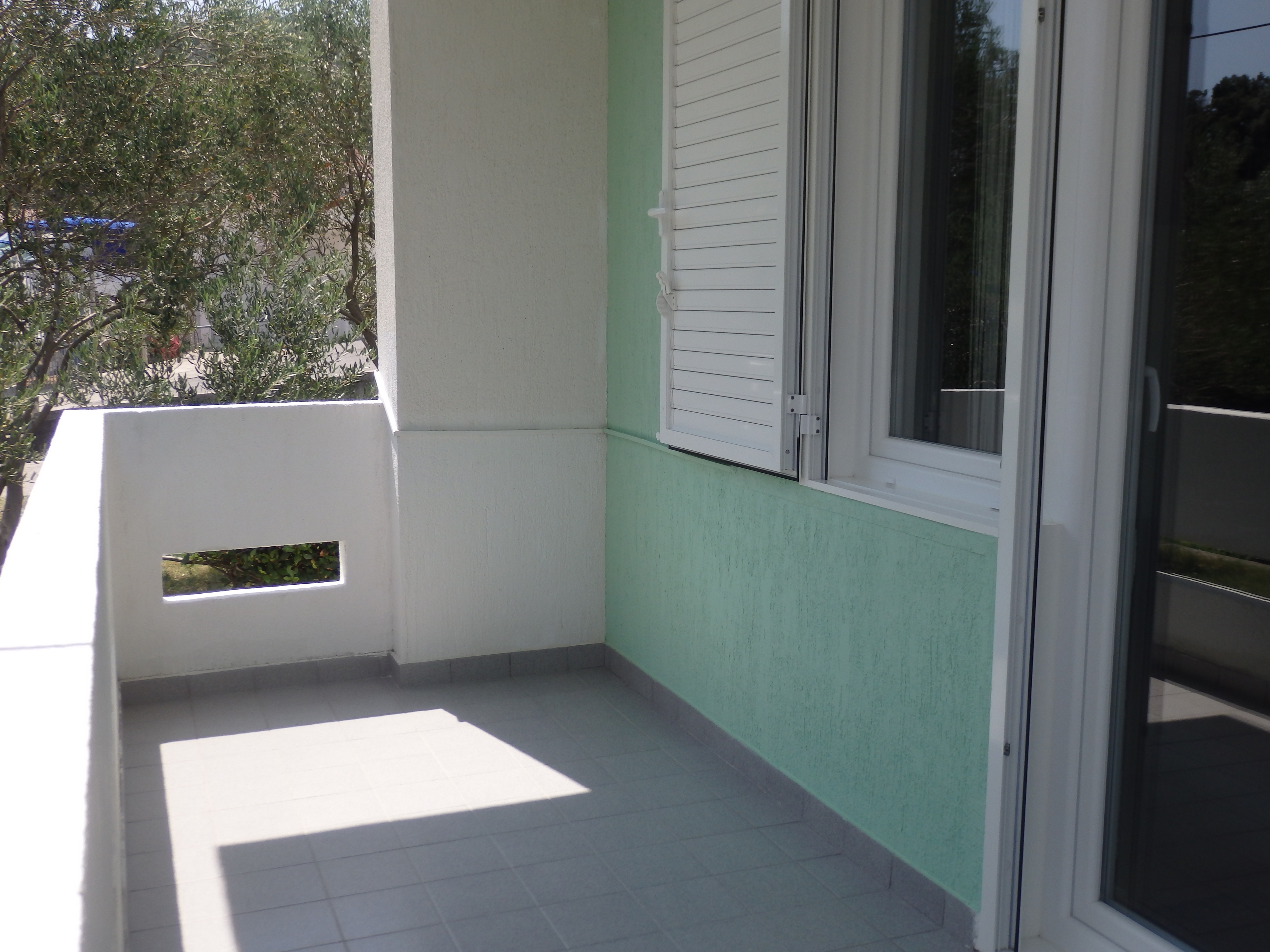 Three bedroom apartment with terrace and sea view Supetarska Draga - Donja, Rab  A-a