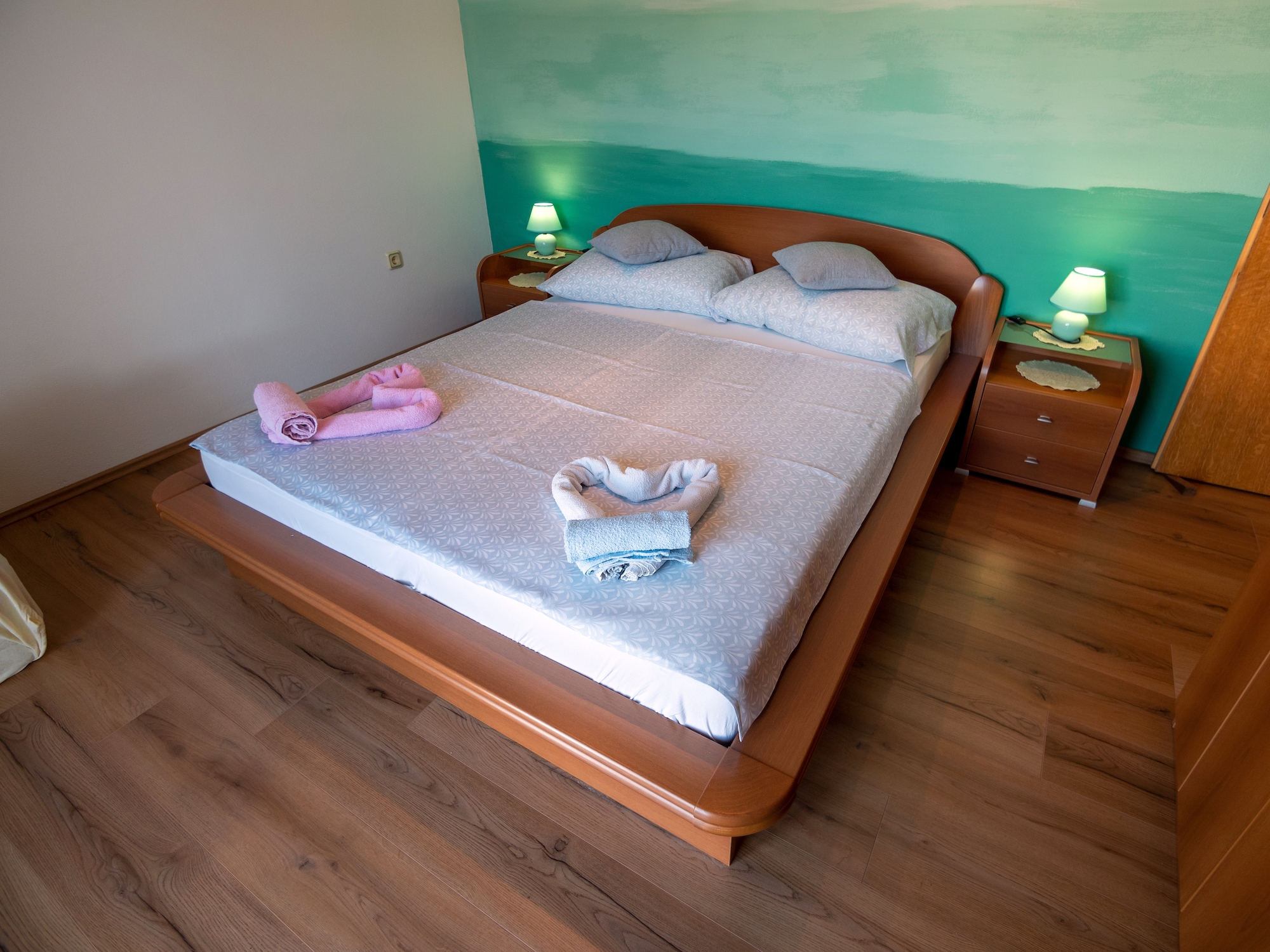 Two bedroom apartment with terrace and sea view Supetarska Draga - Donja, Rab  A-b