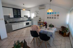 Apartmani s parkingom Supetarska Draga - Donja, Rab - 14152