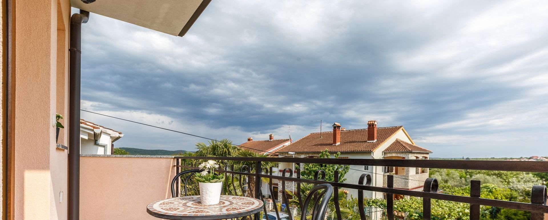One bedroom apartment with terrace Rovinj  A-b