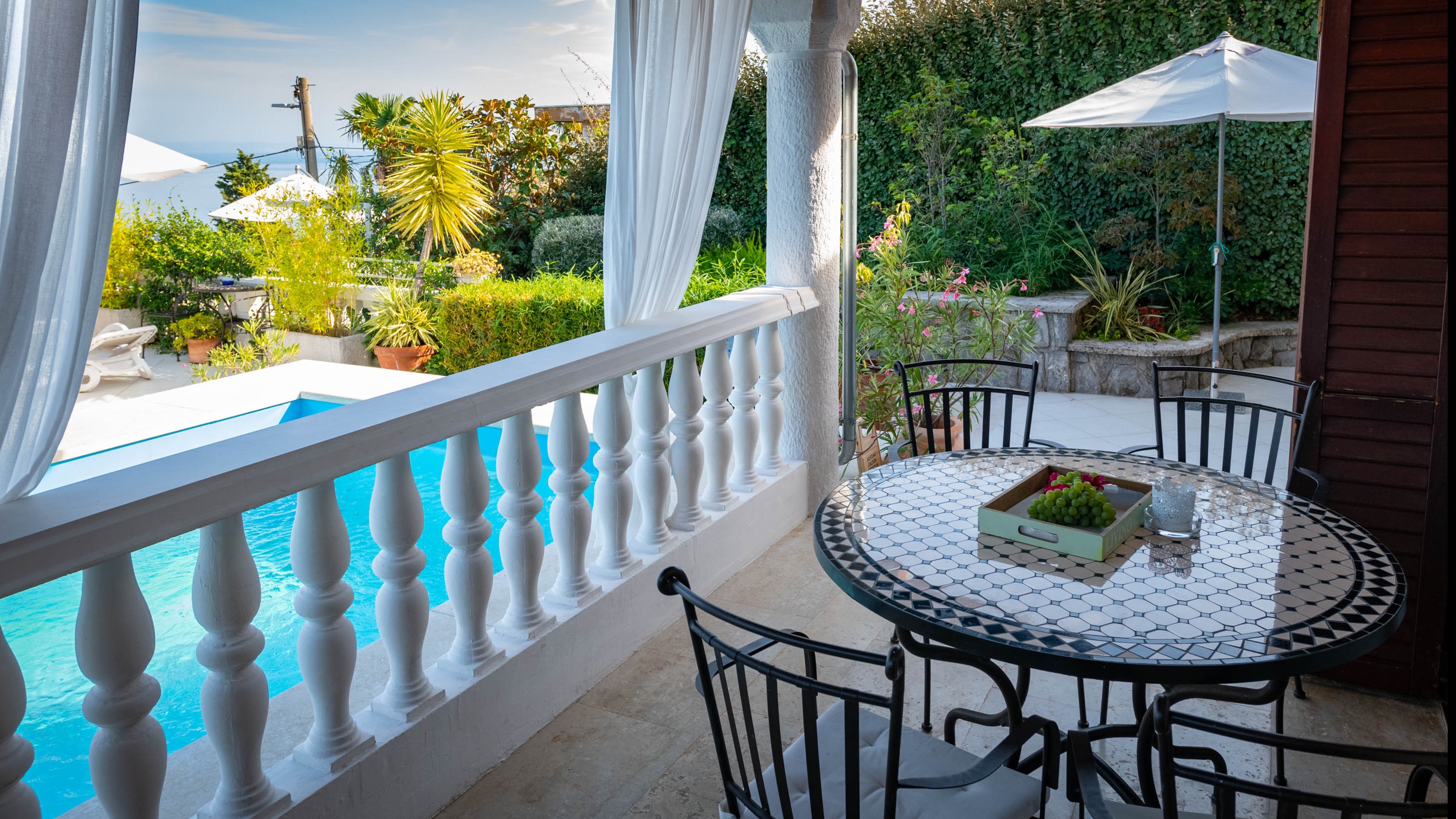 Two bedroom apartment with terrace and sea view Lovran, Opatija (A-14178-b)