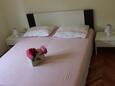 Ložnice 2 Marina, Ložnice 2 v ubytování typu apartment, domácí mazlíčci povoleni a WiFi.