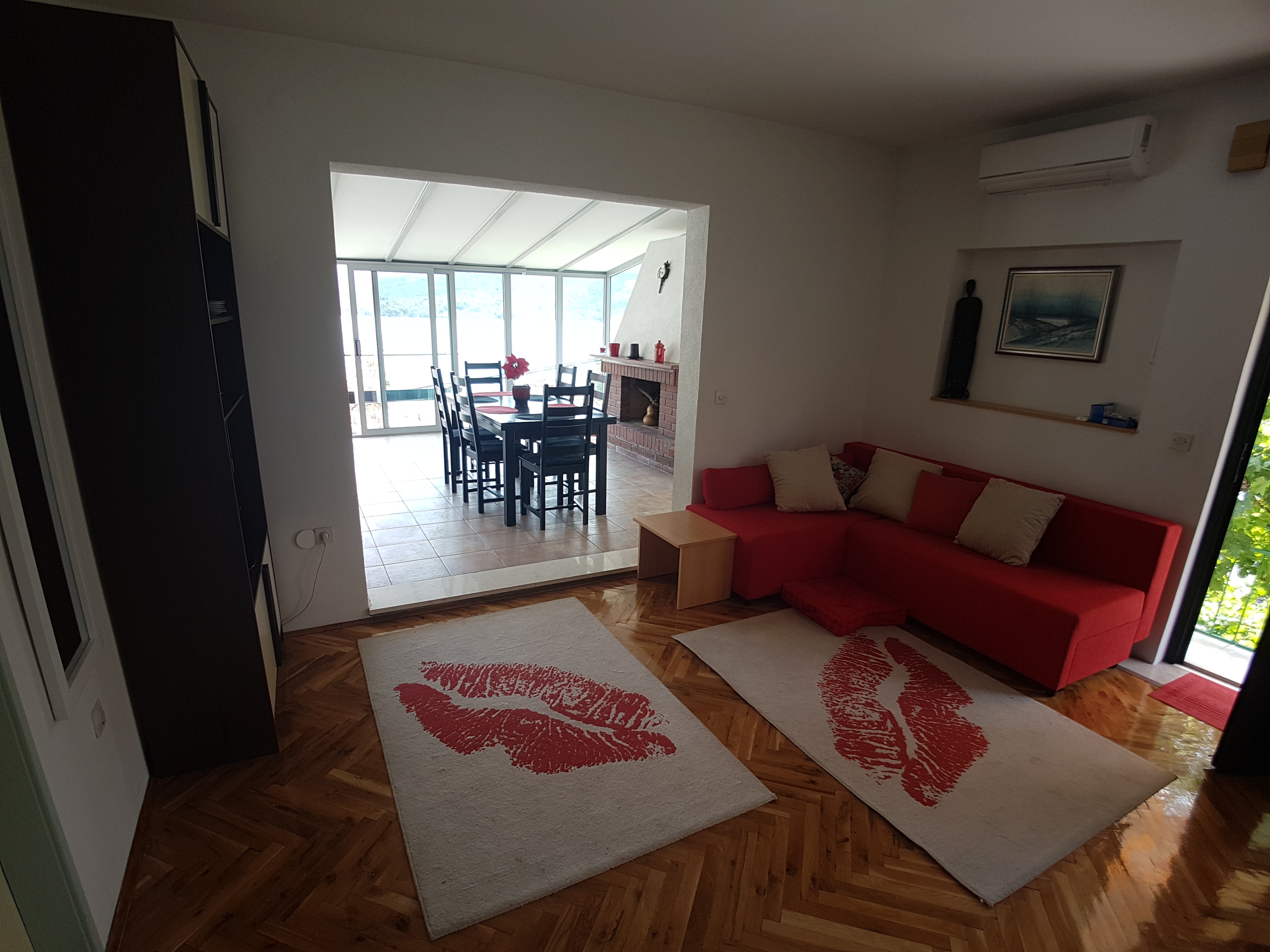 Dvosobni apartman s terasom i pogledom na more Marina, Trogir  A-a