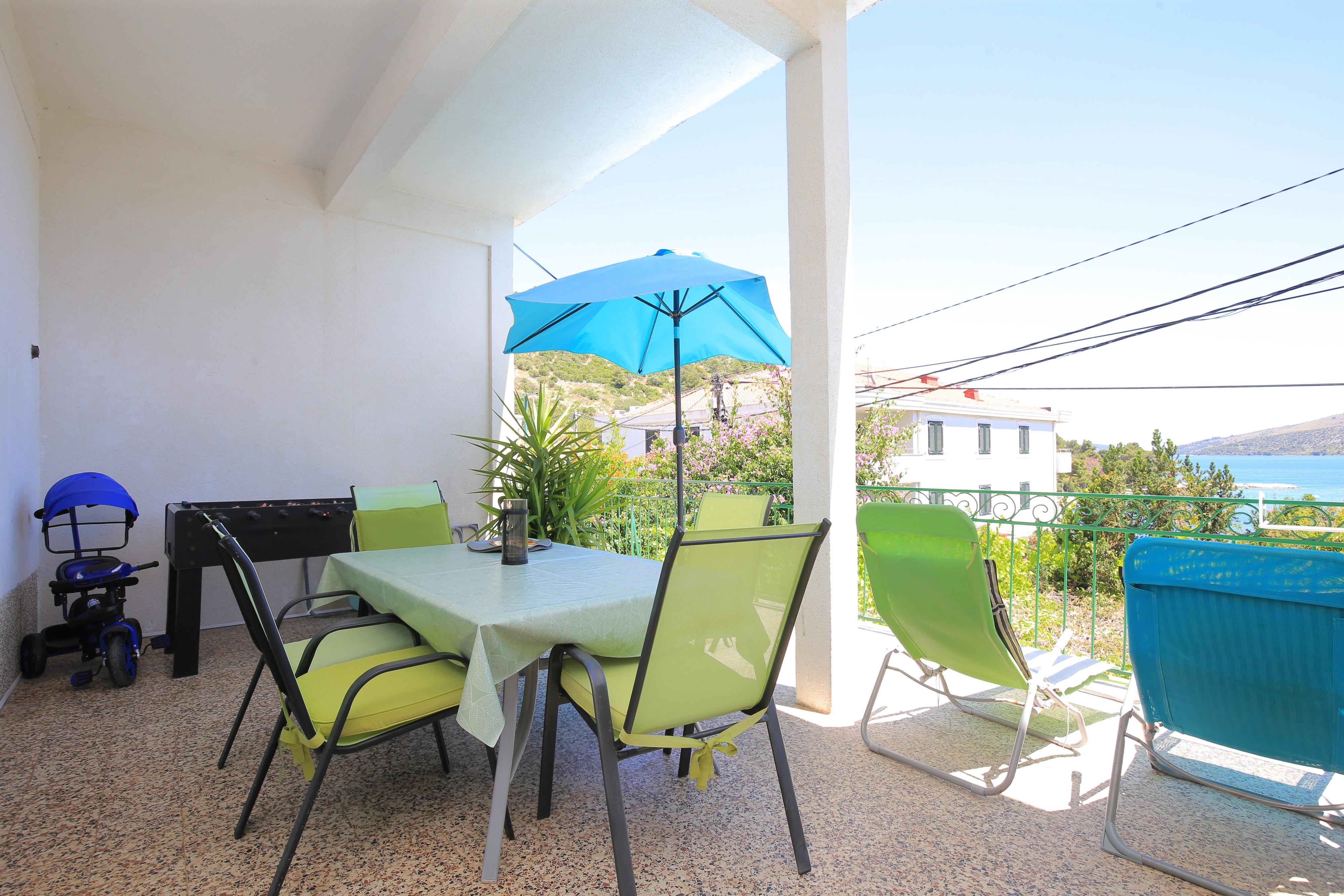 Two bedroom apartment with terrace and sea view Marina, Trogir  A-b