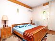 Bedroom Hvar, Bedroom in the apartment, air condition available, (pet friendly) and WiFi.