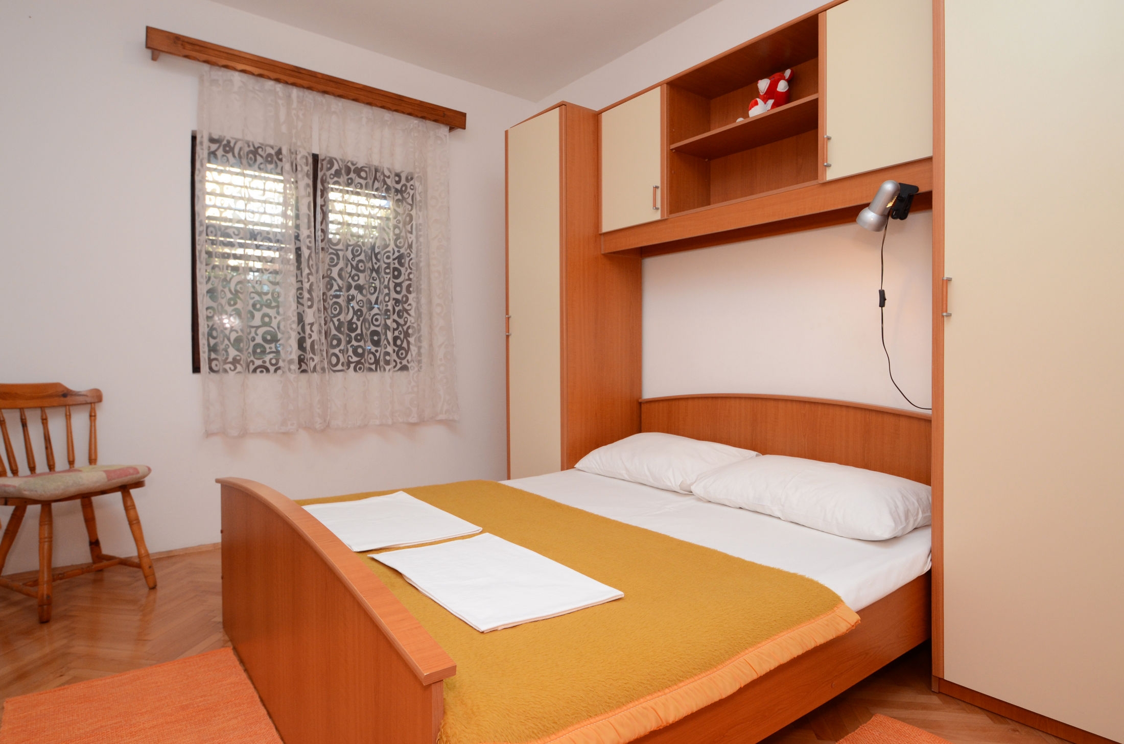 Three bedroom apartment with terrace and sea view Zavalatica, Korčula  A-a