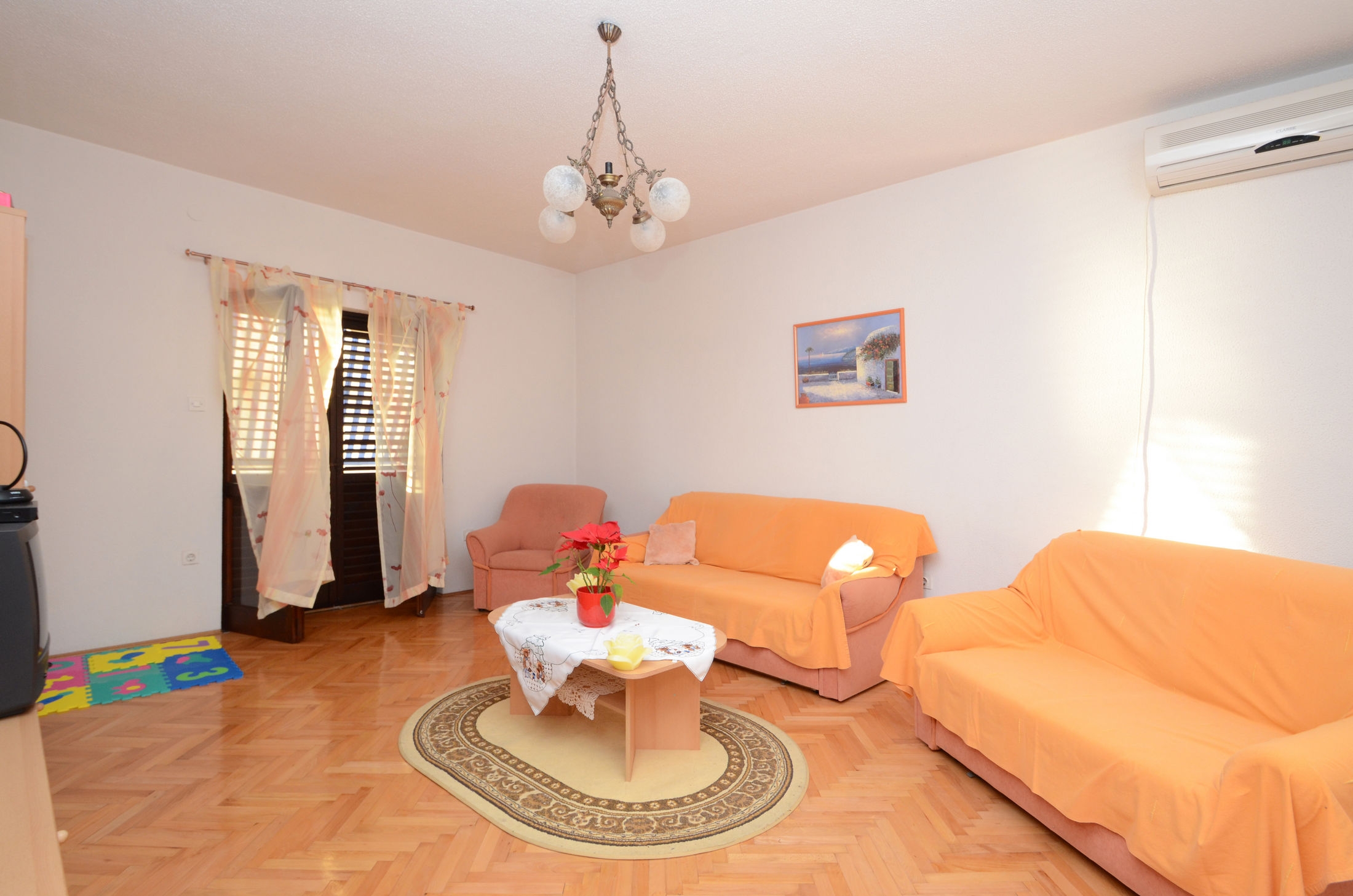 Three bedroom apartment with terrace and sea view Zavalatica, Korčula (A-14204-a)