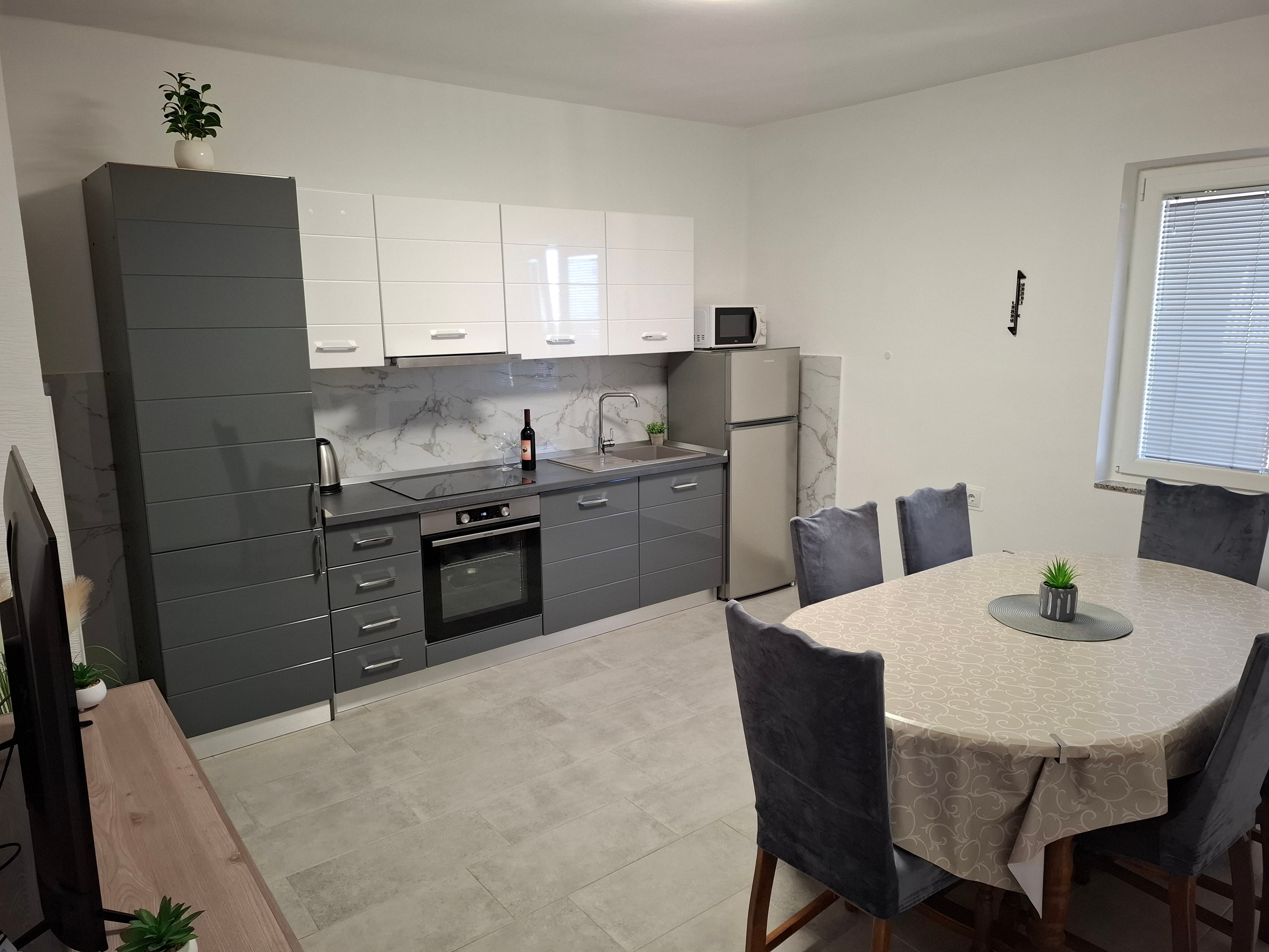 Two bedroom apartment with terrace and sea view Vrsi, Zadar (A-14211-a) Two bedroom apartment with terrace and sea view Vrsi, Zadar (A-14211-a)