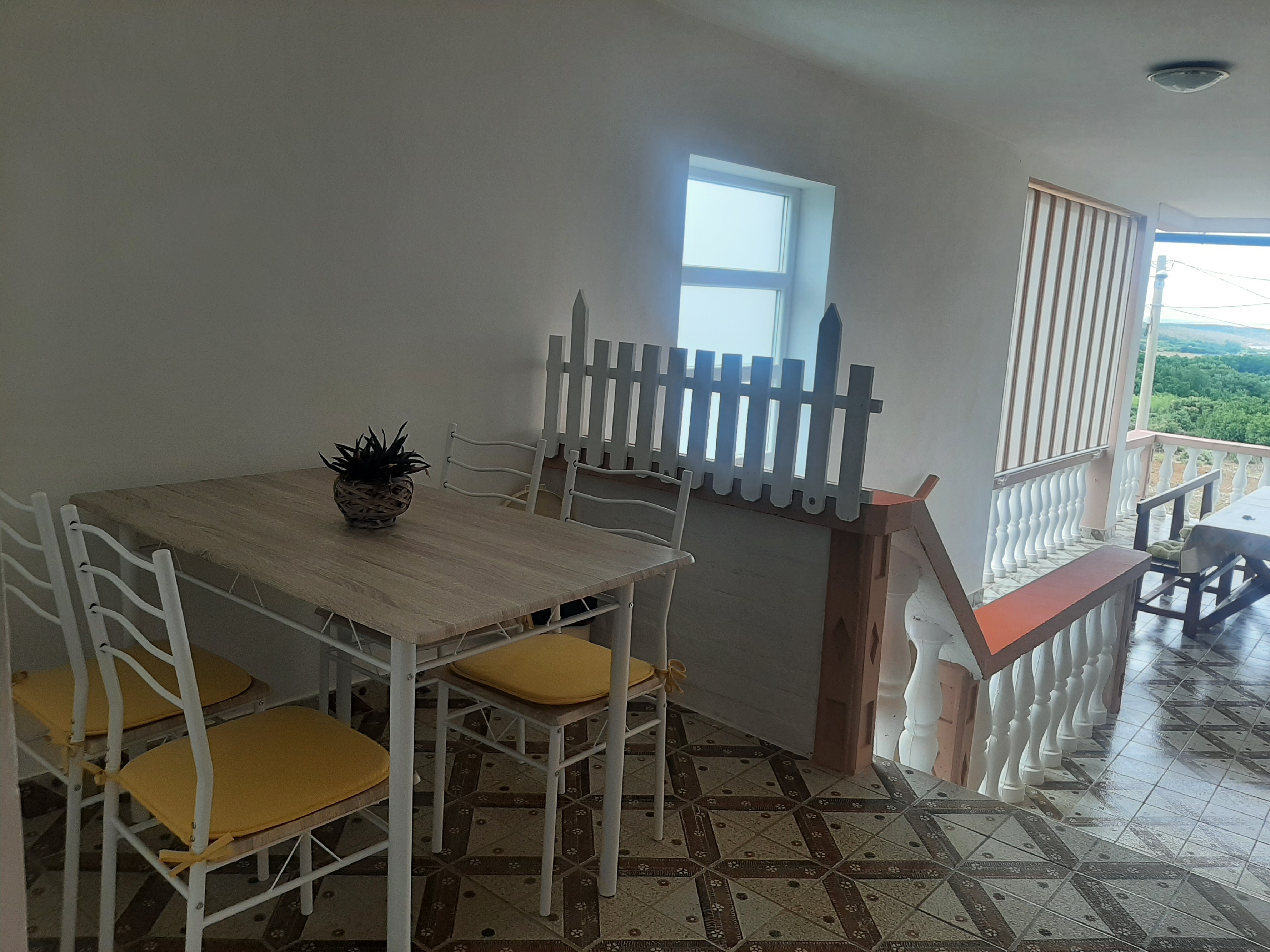 Dvosobni apartman s terasom i pogledom na more Vrsi, Zadar  A-a