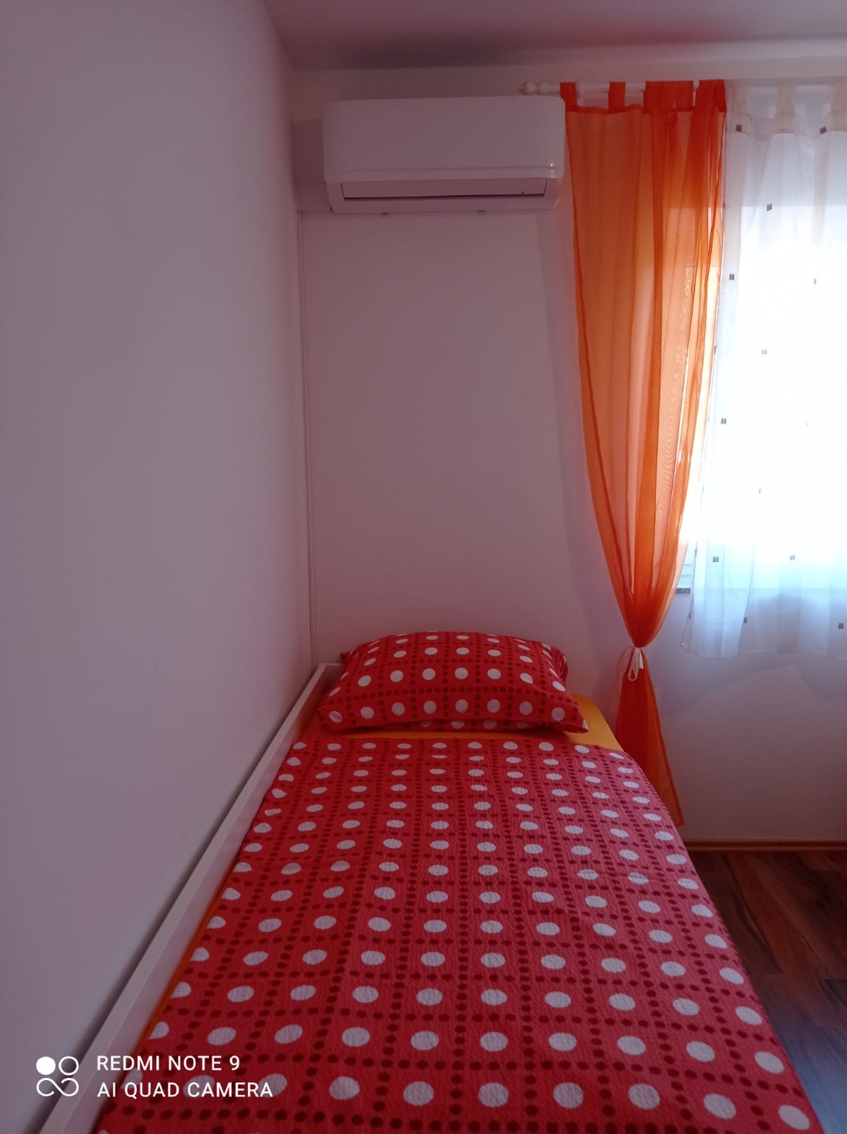 Jednosobni apartman s terasom Vrsi, Zadar  A-b