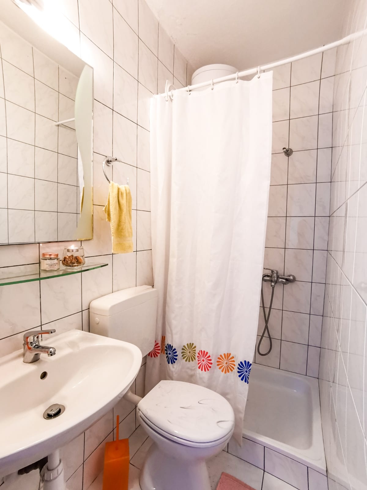 Three bedroom apartment with terrace and sea view Mimice, Omiš  A-a