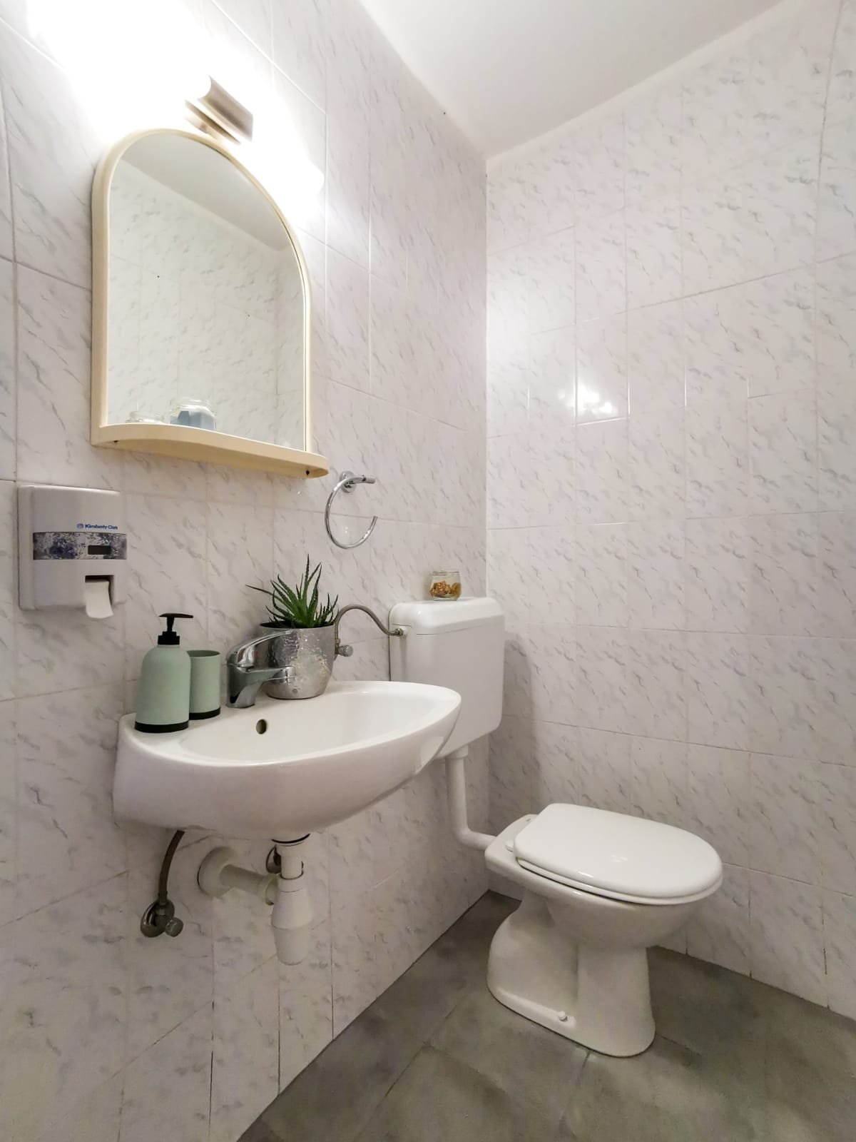 Three bedroom apartment with terrace and sea view Mimice, Omiš  A-a