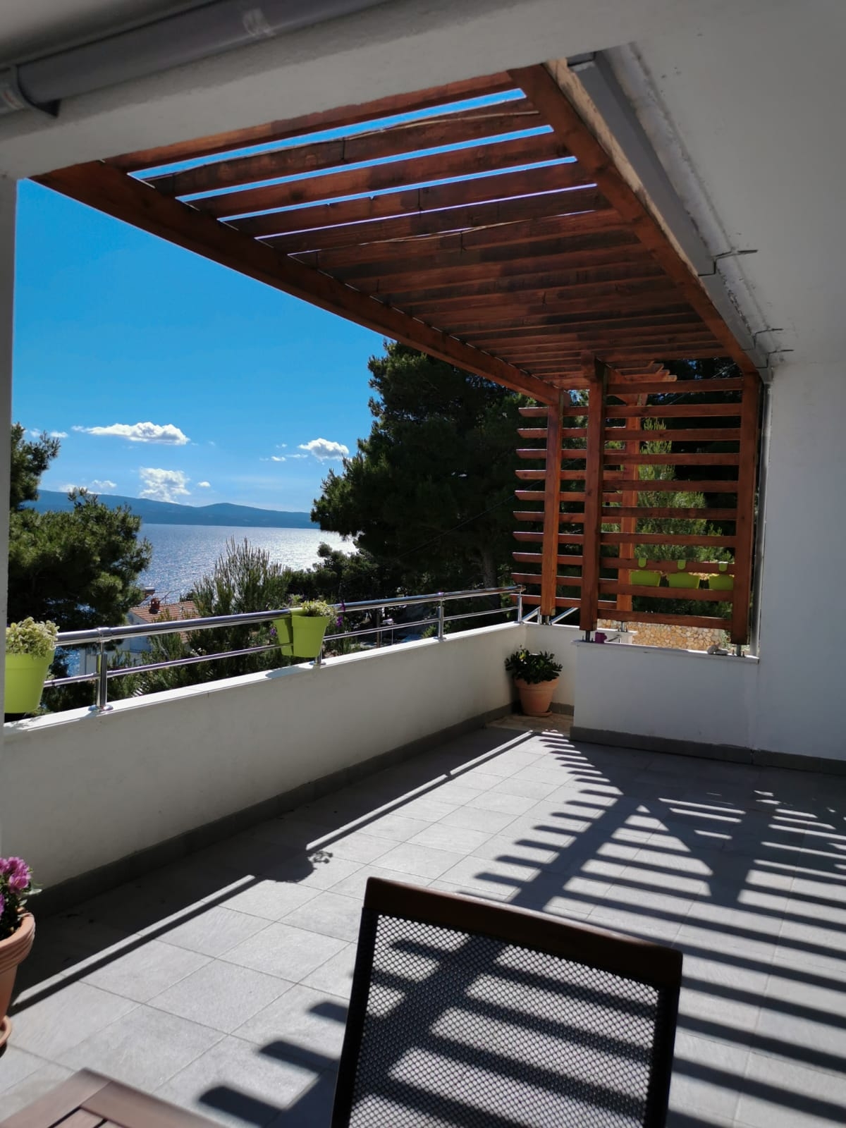 Three bedroom apartment with terrace and sea view Mimice, Omiš  A-a
