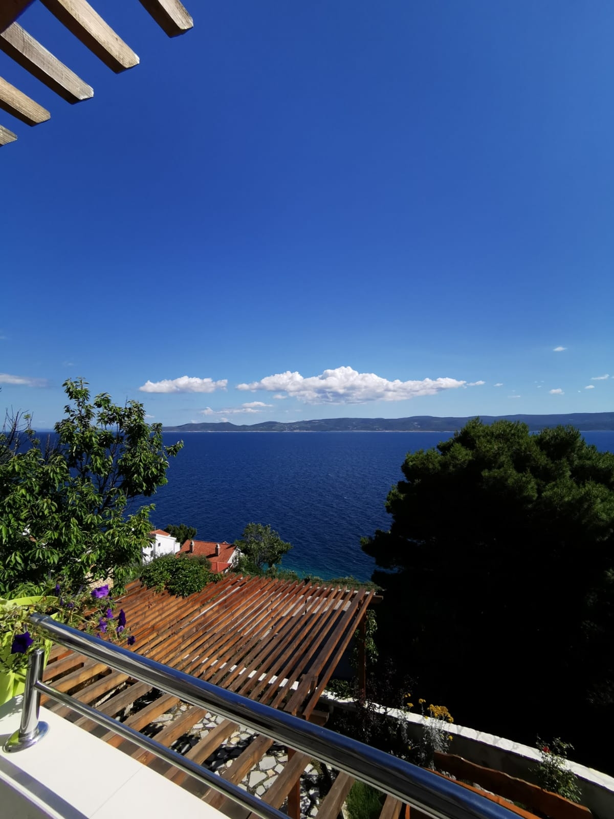 Three bedroom apartment with terrace and sea view Mimice, Omiš  A-a