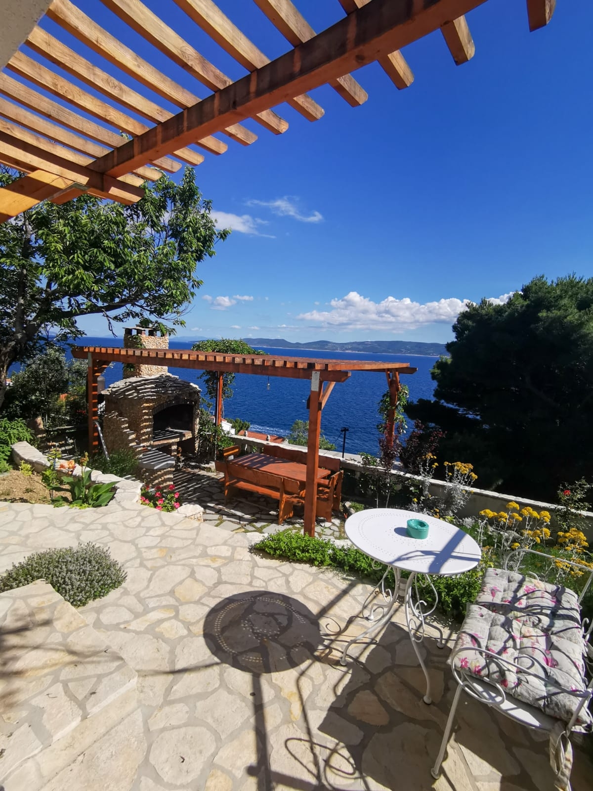 Two bedroom apartment with terrace and sea view Mimice, Omiš  A-b