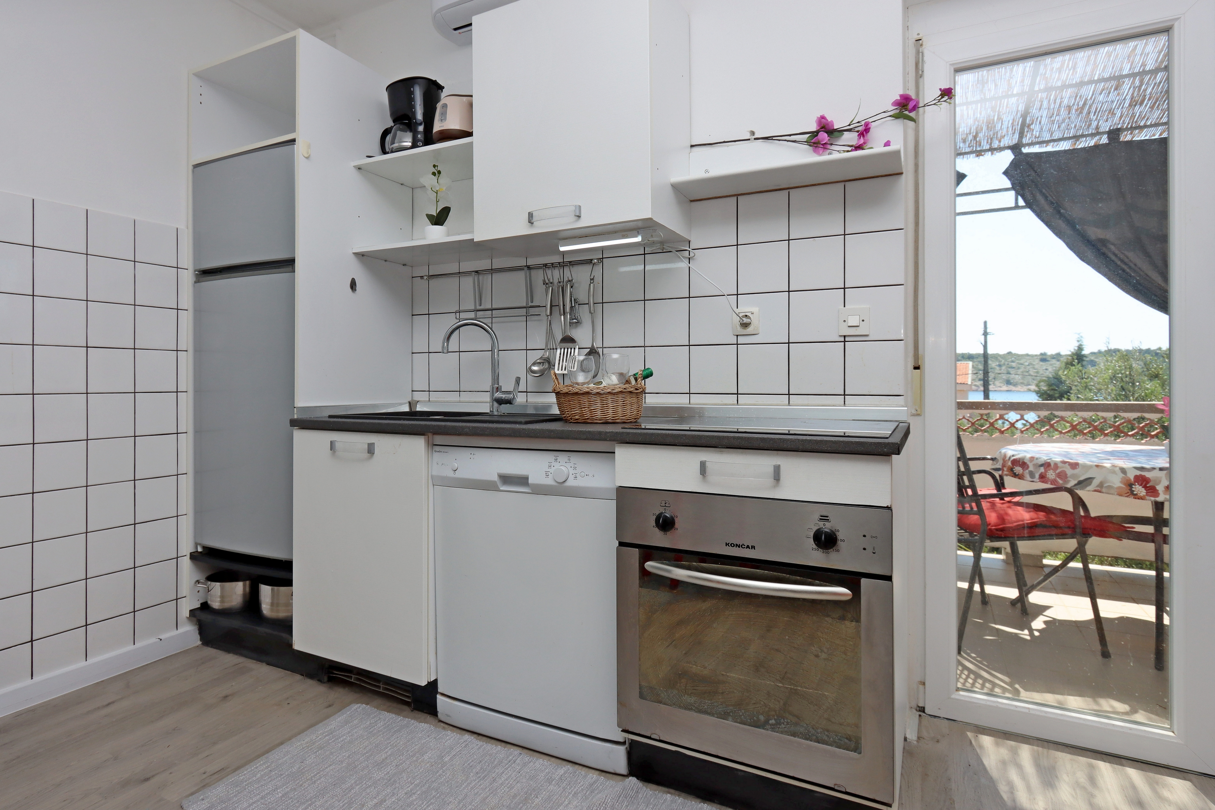 Top Rab Barbat Top Rab Barbat