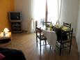 Dining room Barbat, Dining room in the apartment, (pet friendly) and WiFi.