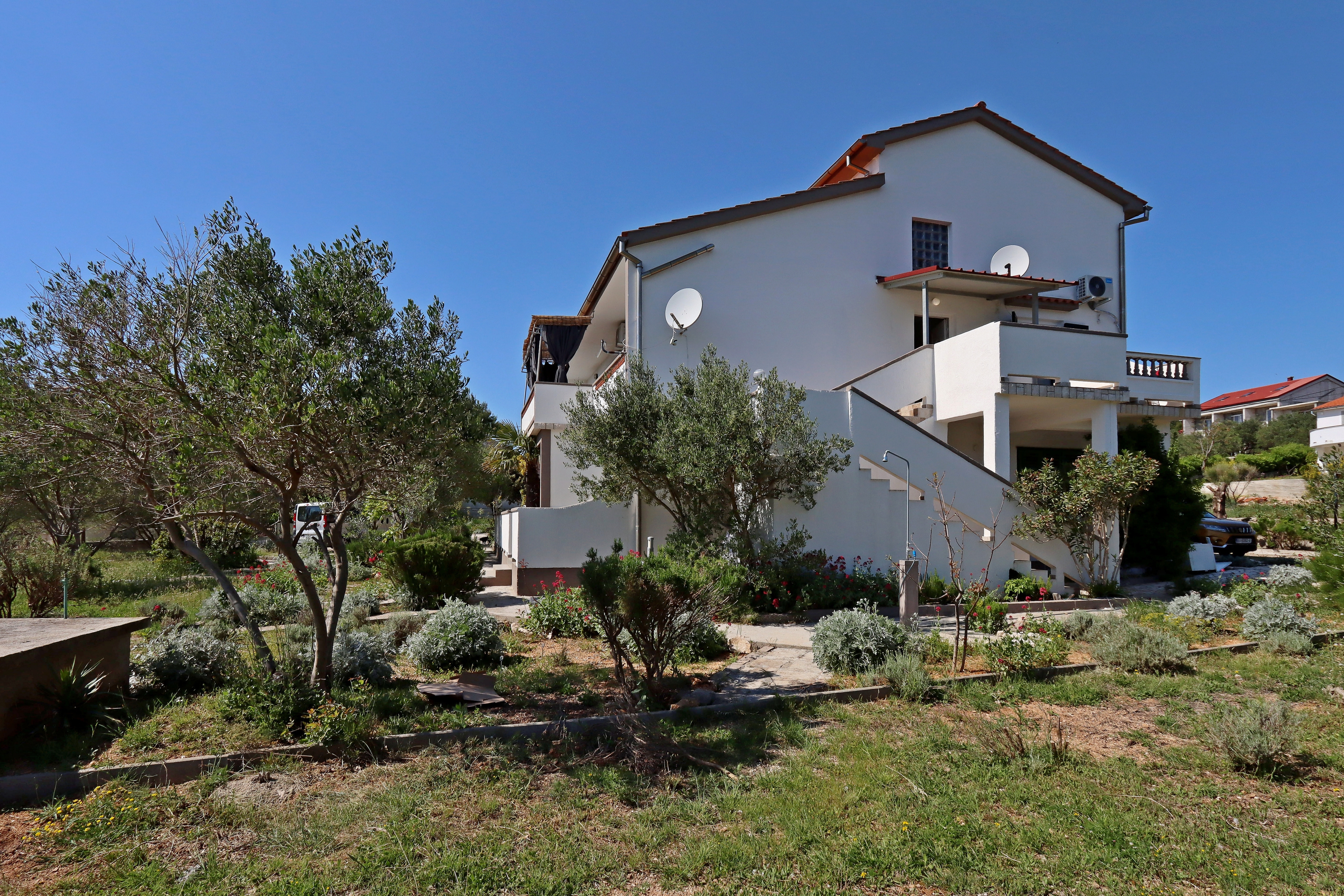 One bedroom apartment with terrace and sea view Barbat, Rab (A-14247-d)