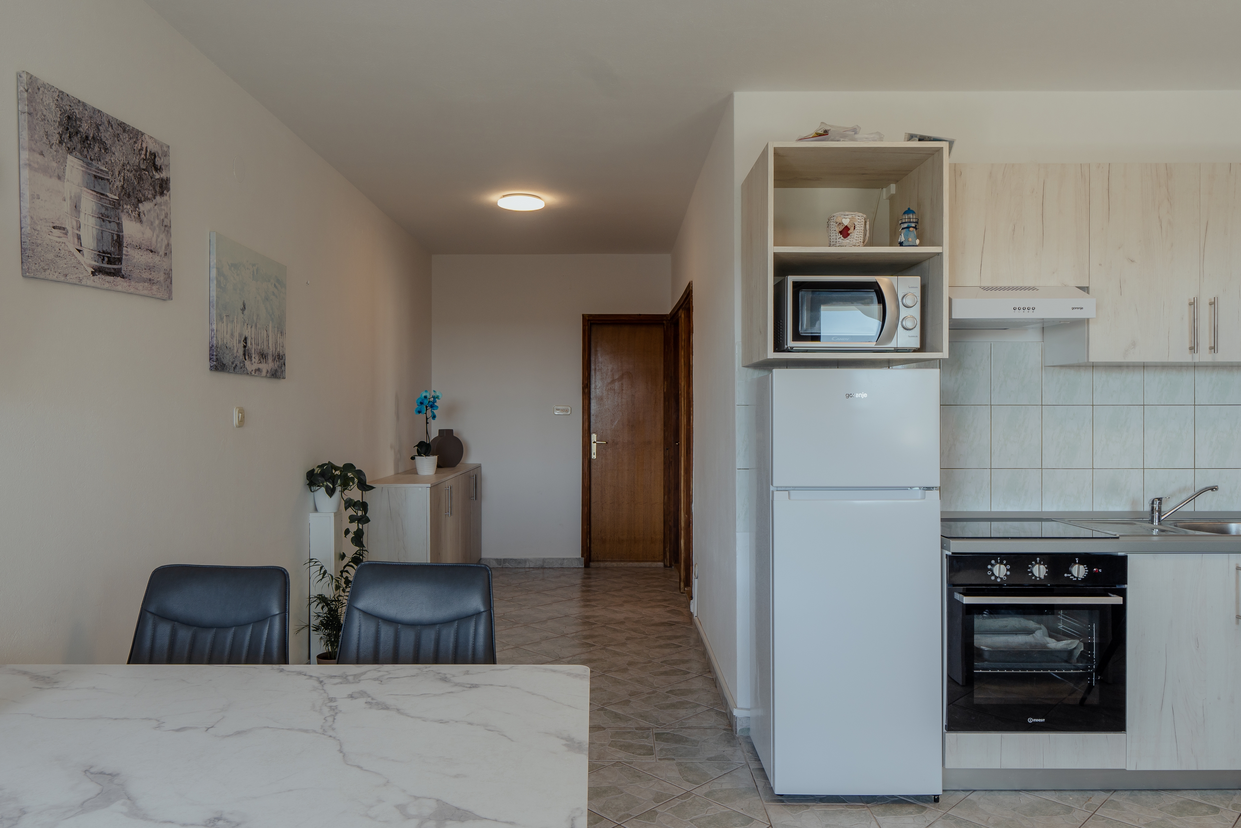 Two bedroom apartment with terrace Vrsi - Mulo, Zadar  A-a