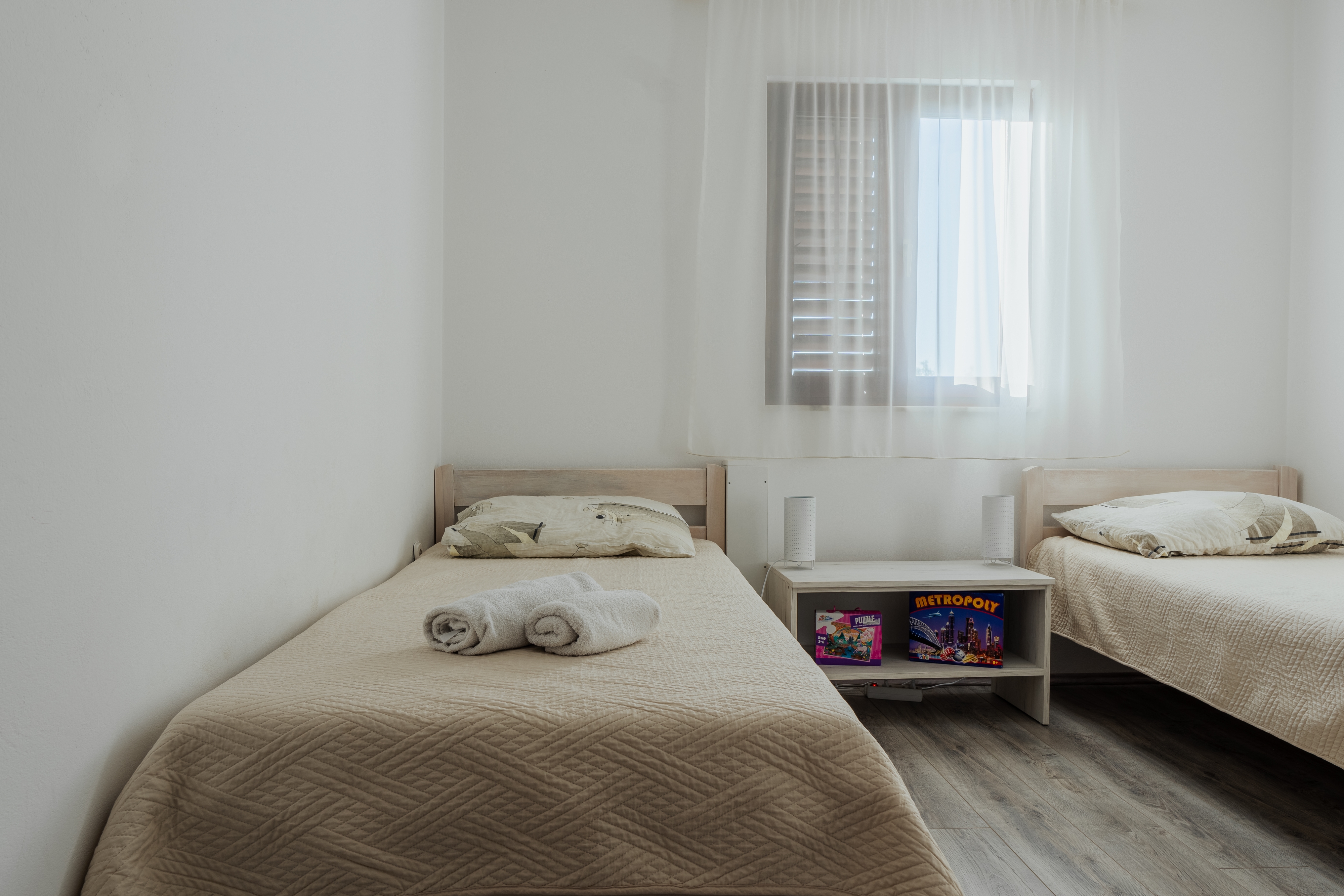 Two bedroom apartment with terrace Vrsi - Mulo, Zadar  A-b