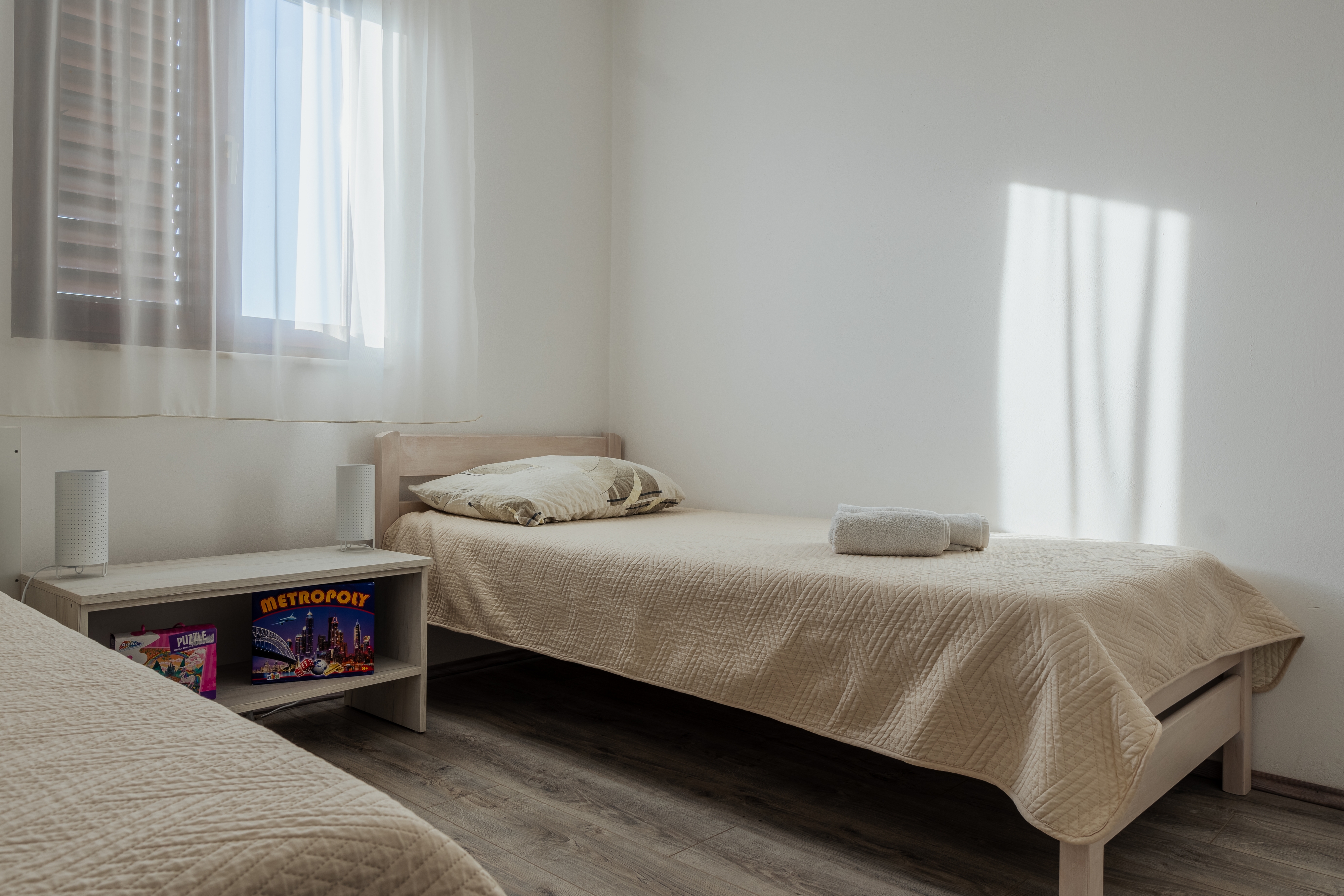 Two bedroom apartment with terrace Vrsi - Mulo, Zadar  A-b