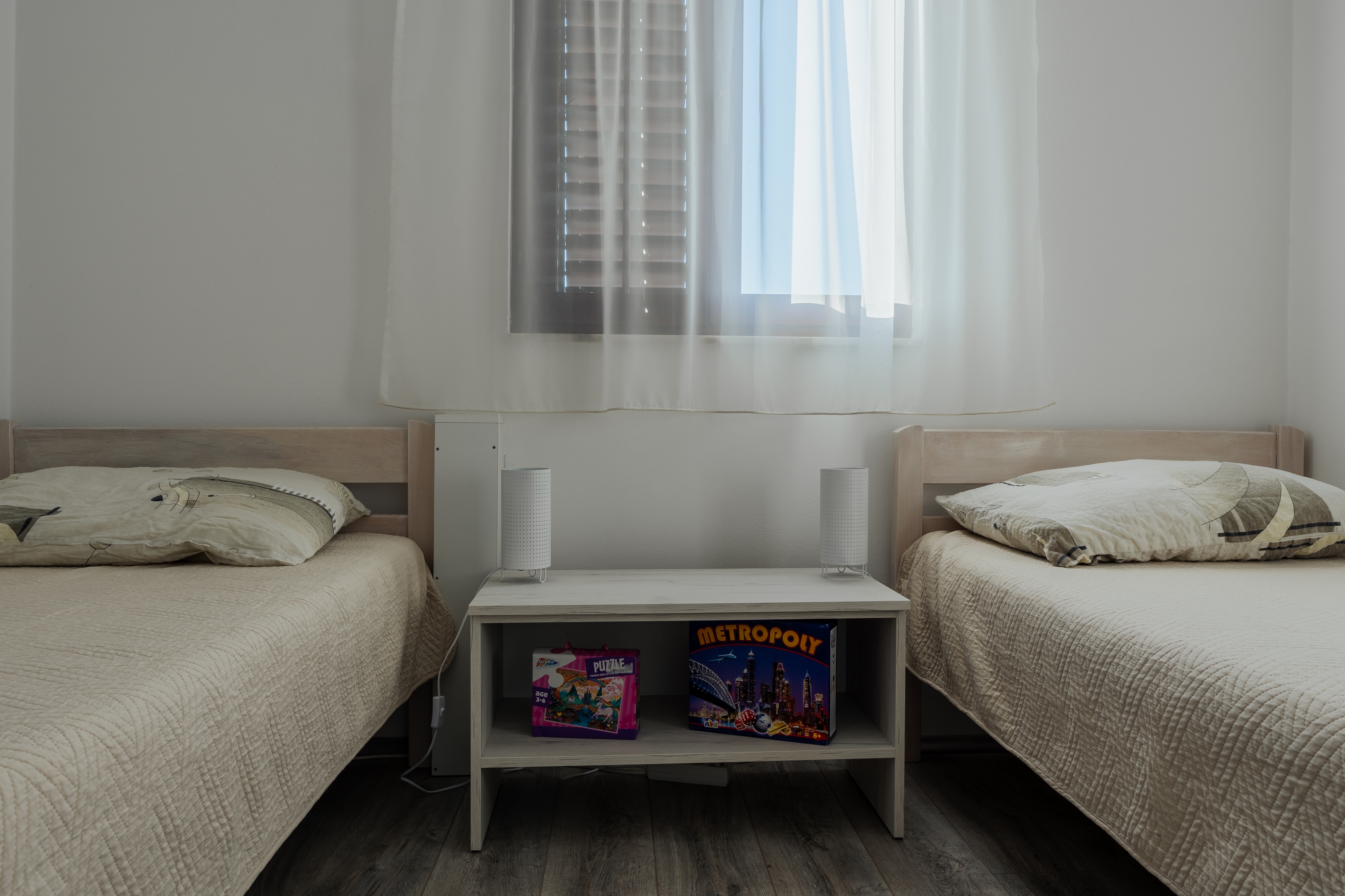 Two bedroom apartment with terrace Vrsi - Mulo, Zadar  A-b