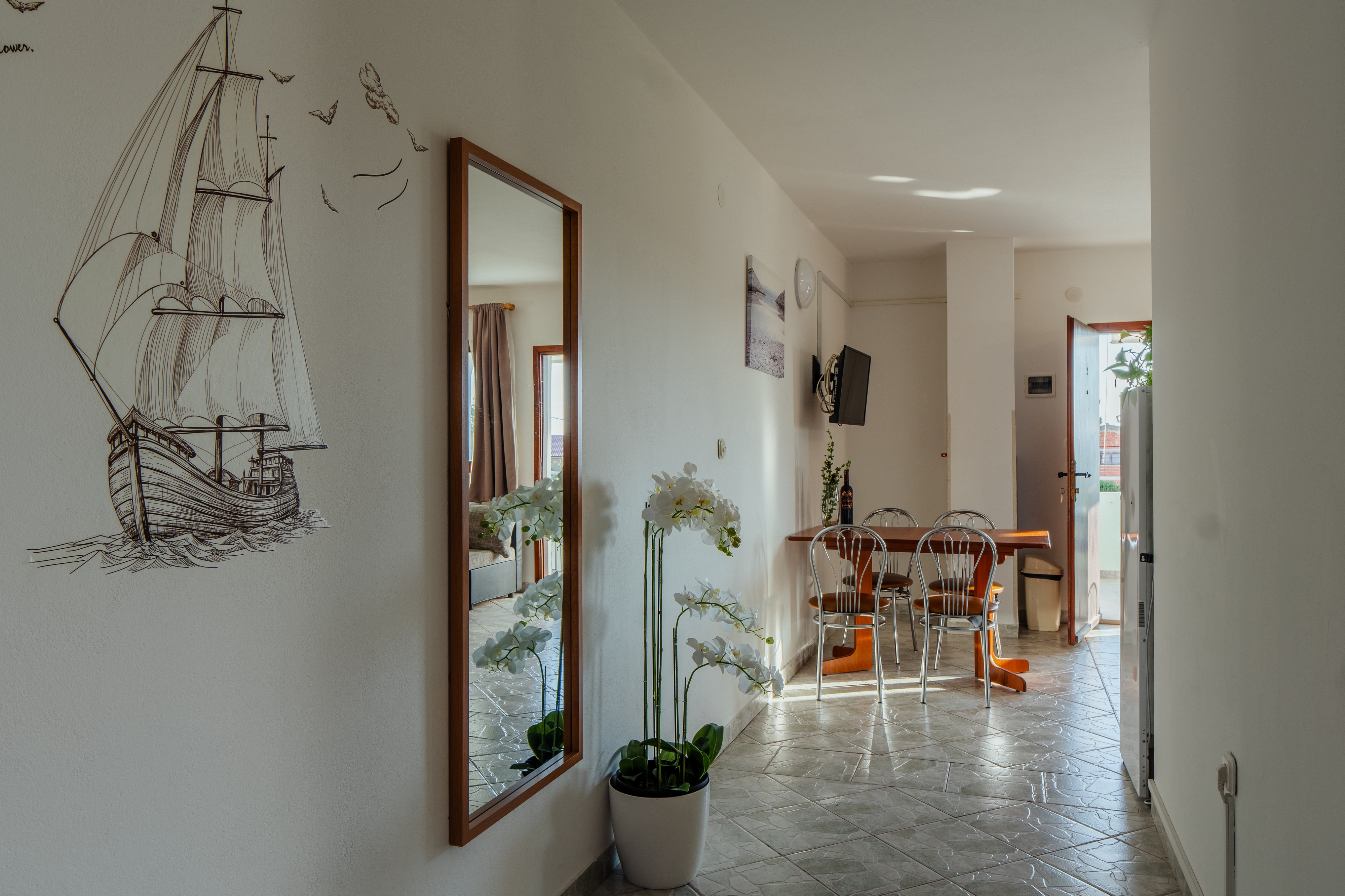 Two bedroom apartment with terrace Vrsi - Mulo, Zadar  A-b