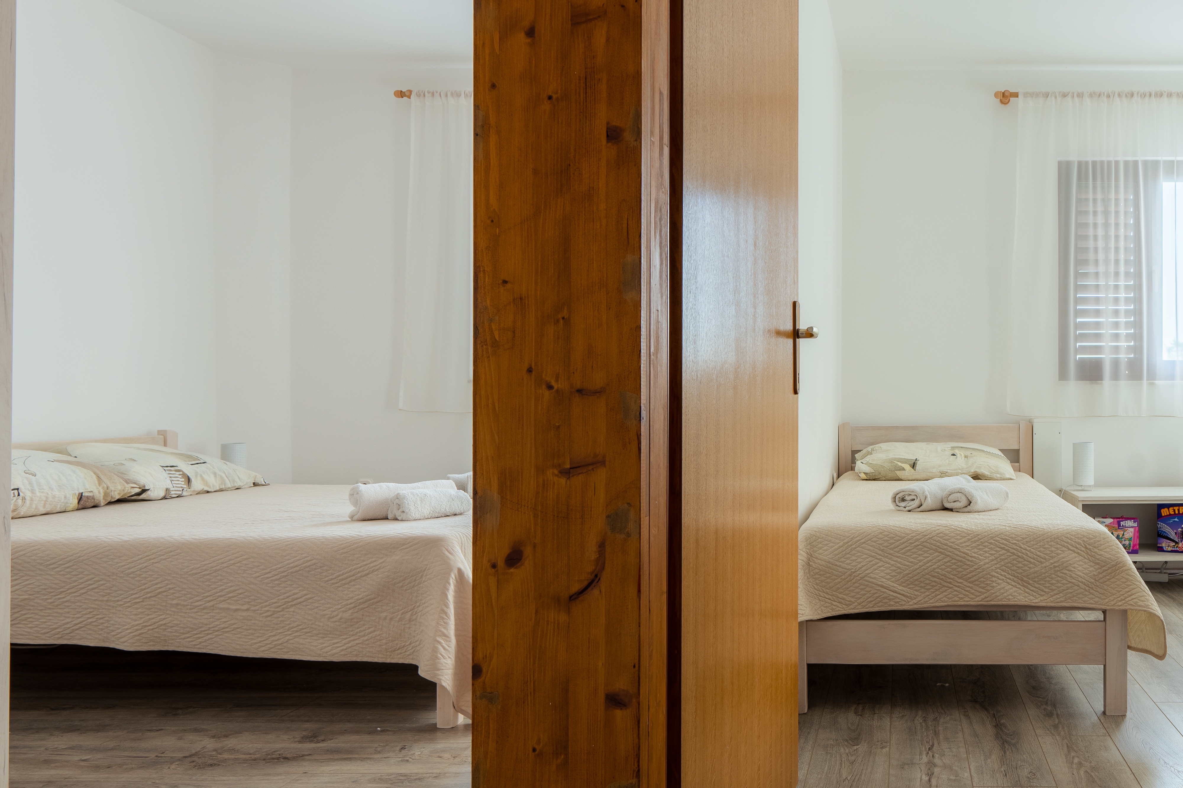 Two bedroom apartment with terrace Vrsi - Mulo, Zadar  A-b