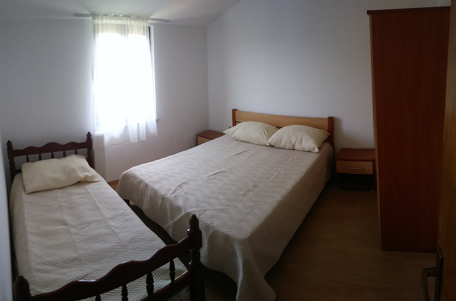 One bedroom apartment with terrace and sea view Vrsi - Mulo, Zadar  A-c