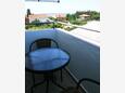 Vrsi - Mulo, Balcony in the studio-apartment, with a sea view, (pet friendly) and WiFi.