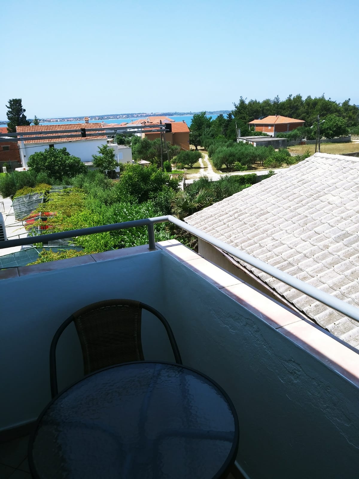 Studio flat with balcony and sea view Vrsi - Mulo, Zadar  AS-b