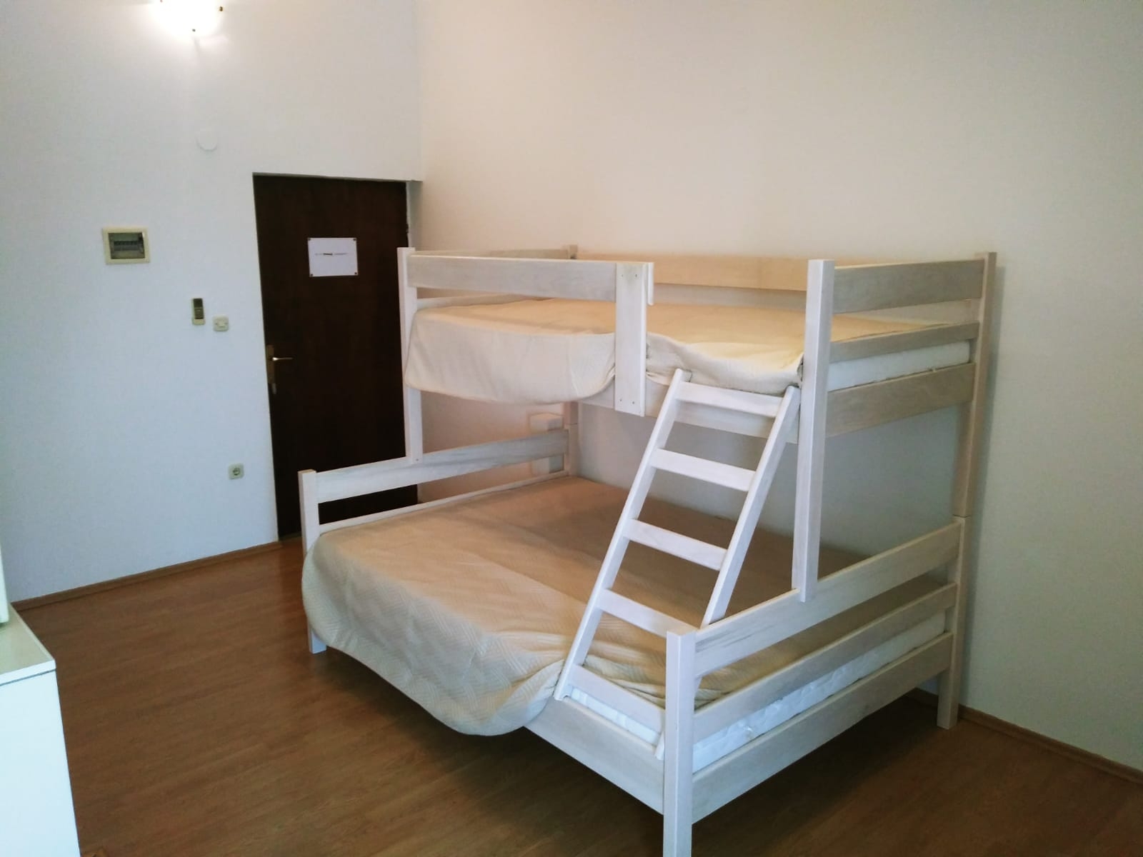 Studio flat with balcony and sea view Vrsi - Mulo, Zadar  AS-b