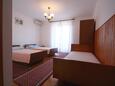 Lumbarda, Bedroom 3 in the house, air condition available, (pet friendly) and WiFi.