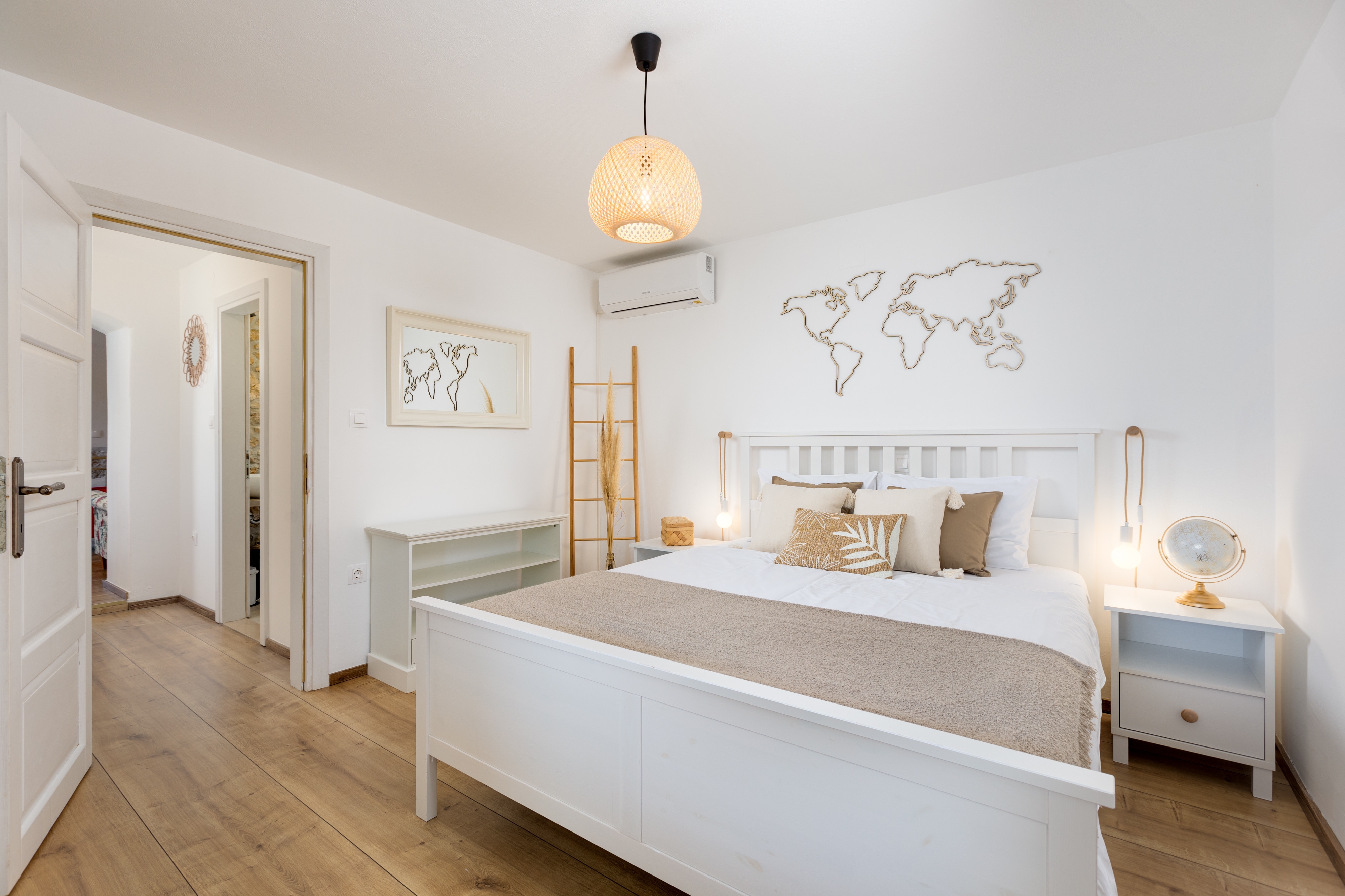 Three bedroom house with terrace Garica, Krk  K