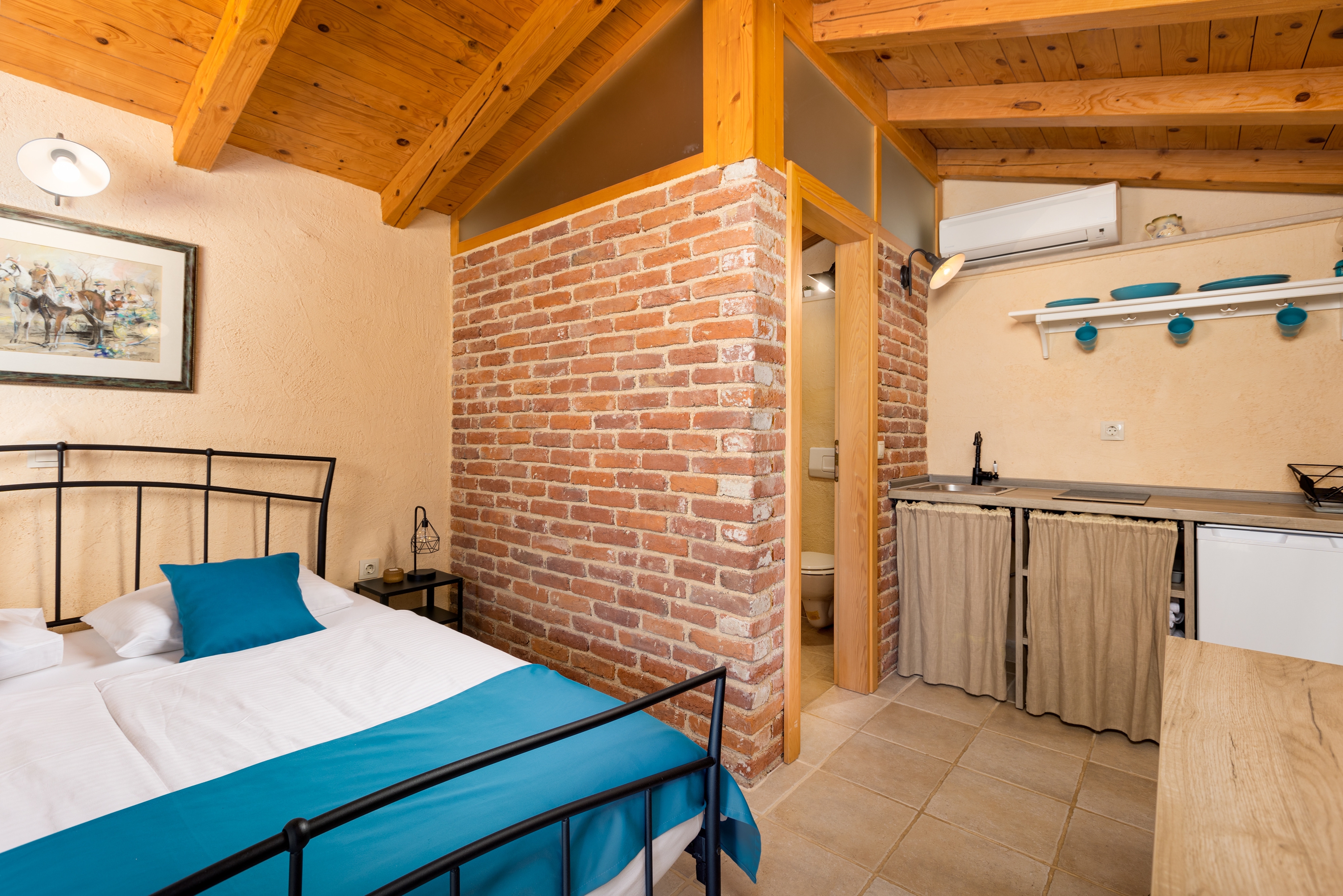 Three bedroom house with terrace Garica, Krk  K