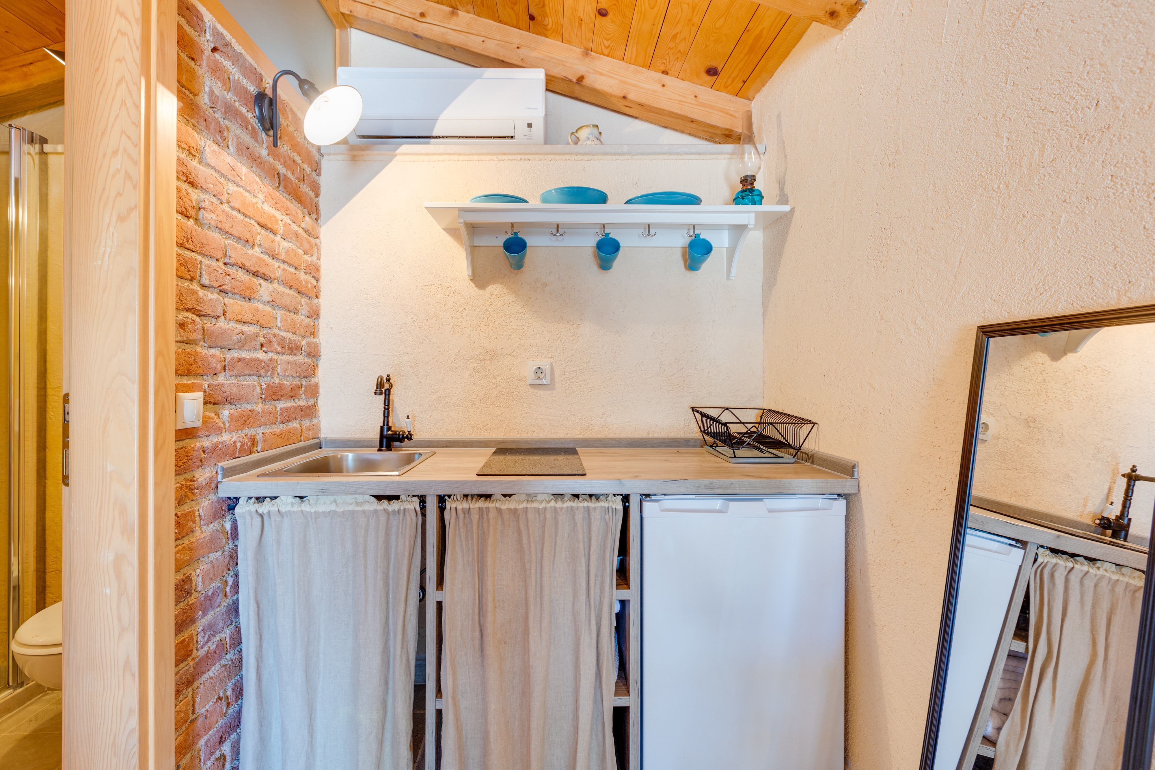 Three bedroom house with terrace Garica, Krk  K