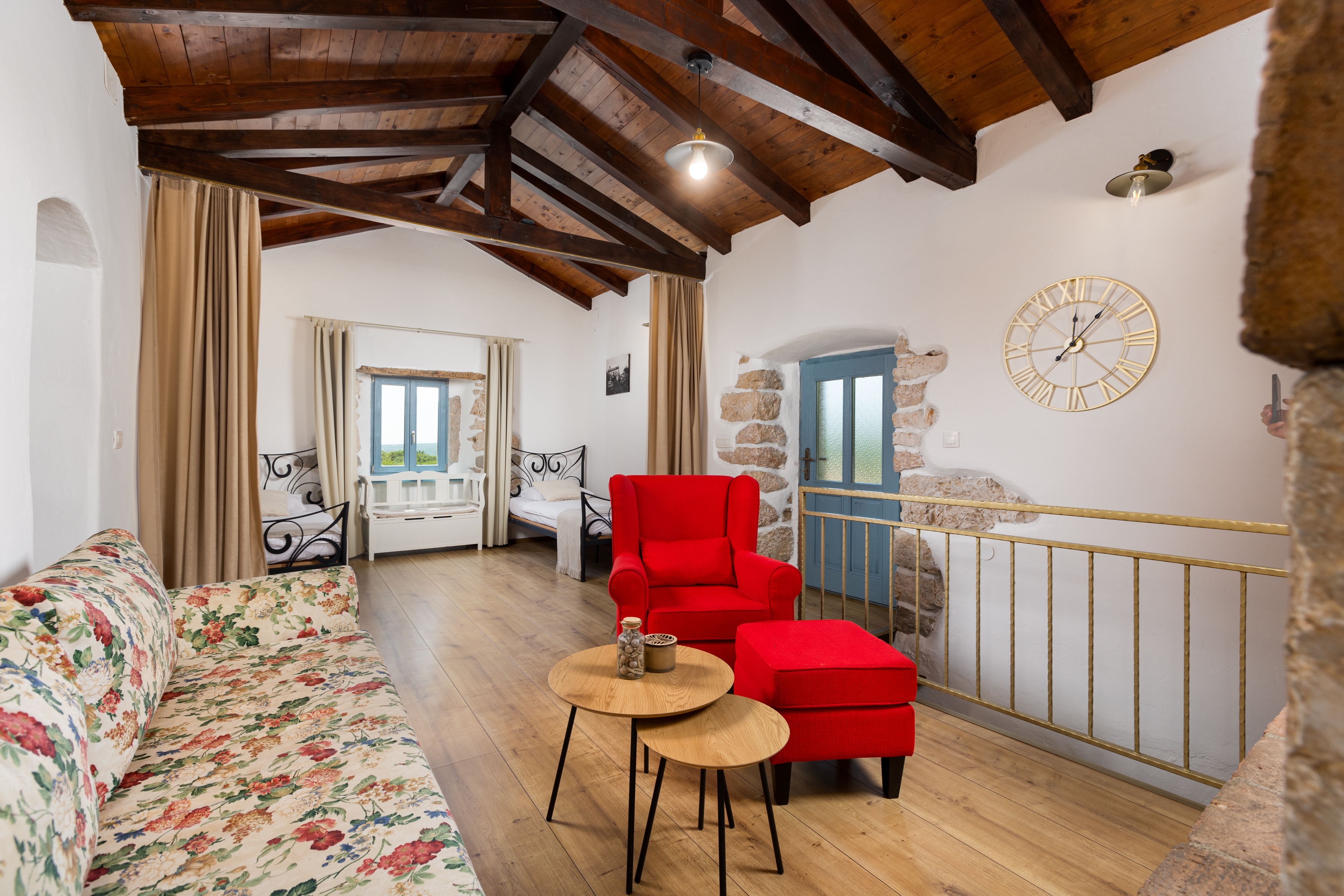 Three bedroom house with terrace Garica, Krk  K