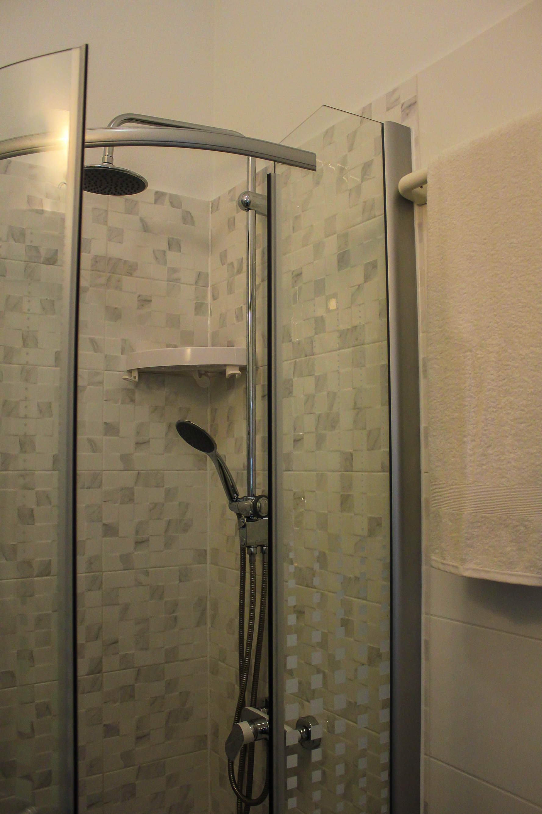 Two bedroom apartment with terrace and sea view Povljana, Pag  A-a